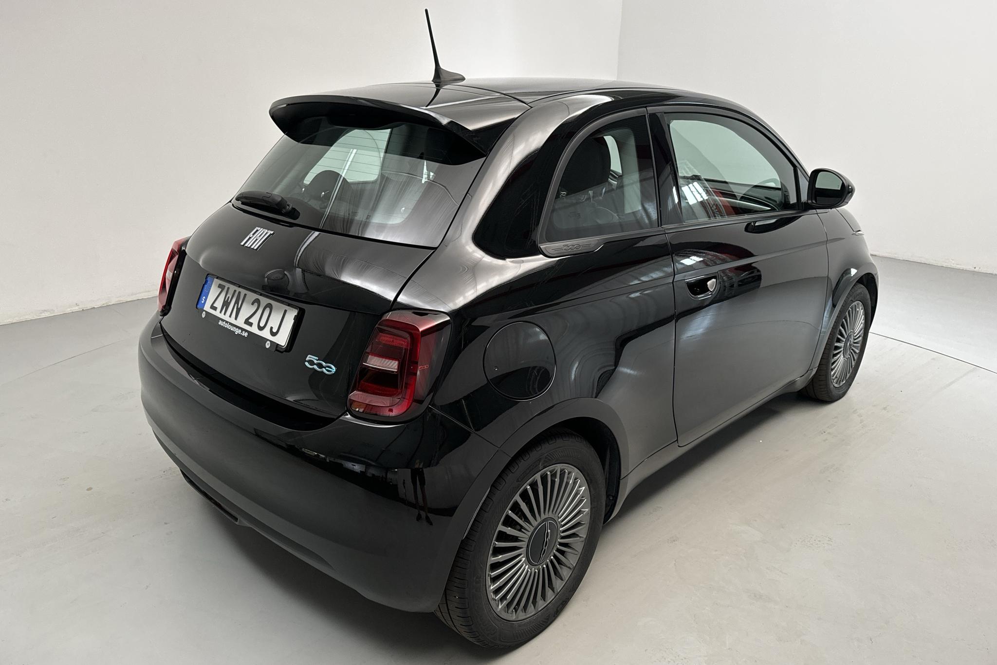 Fiat 500e (118hk) - 54 680 km - Käsitsi - must - 2021