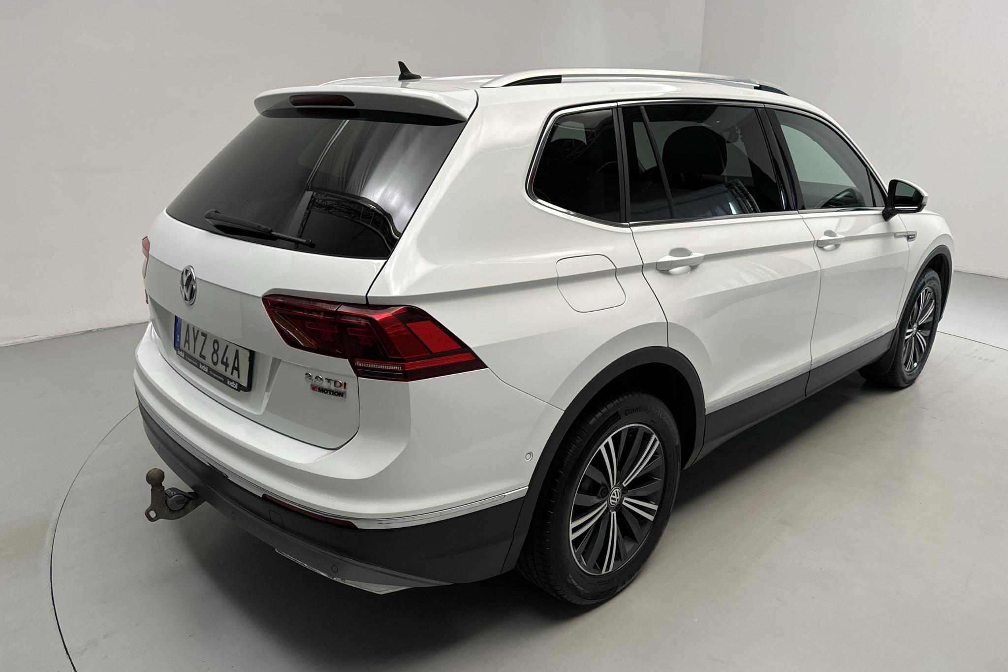 VW Tiguan Allspace 2.0 TDI 4MOTION (190hk) - 5 645 mil - Automat - vit - 2019