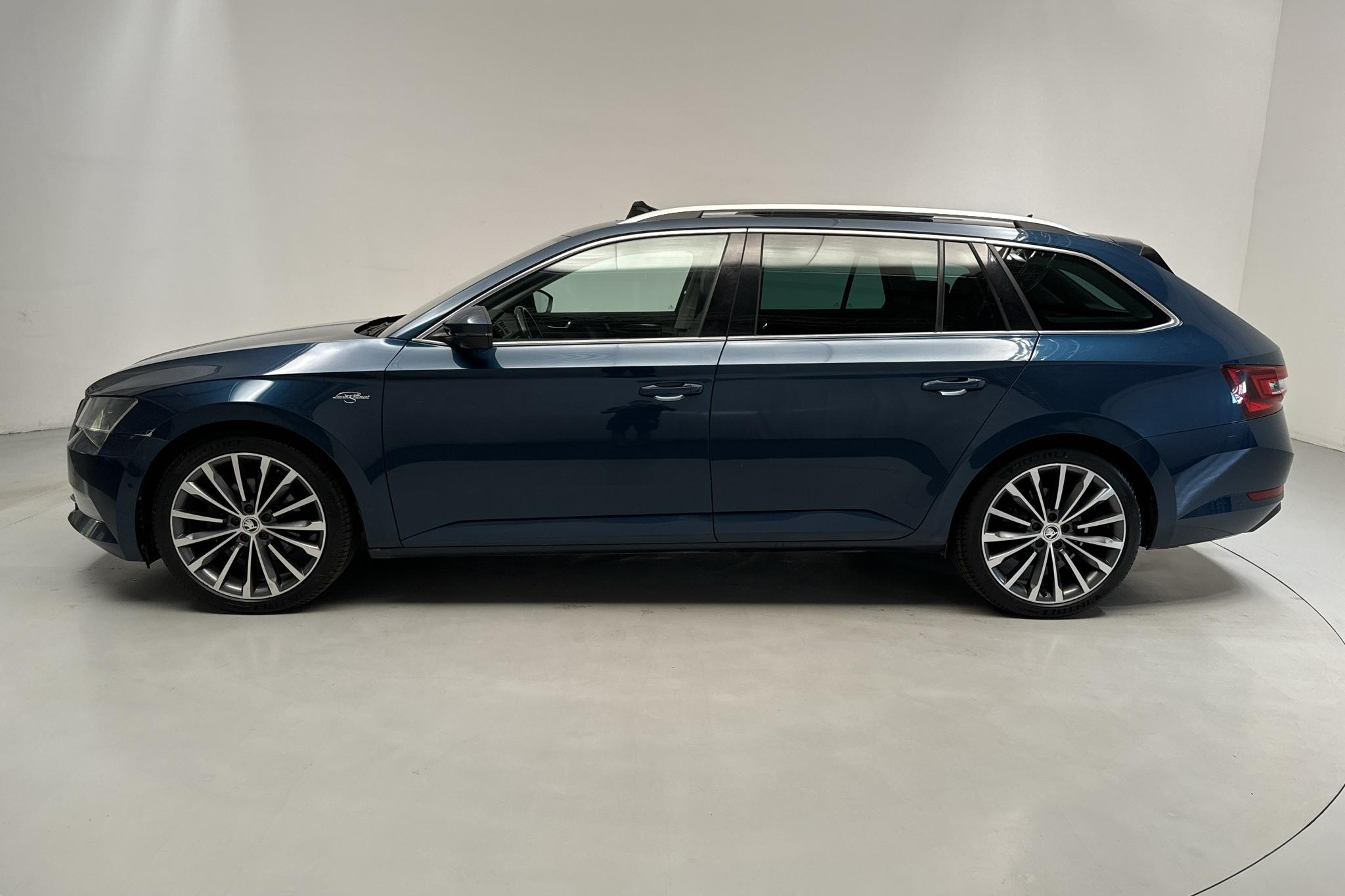 Skoda Superb 2.0 TDI 4x4 Kombi (190hk) - 175 960 km - Automatic - blue - 2018