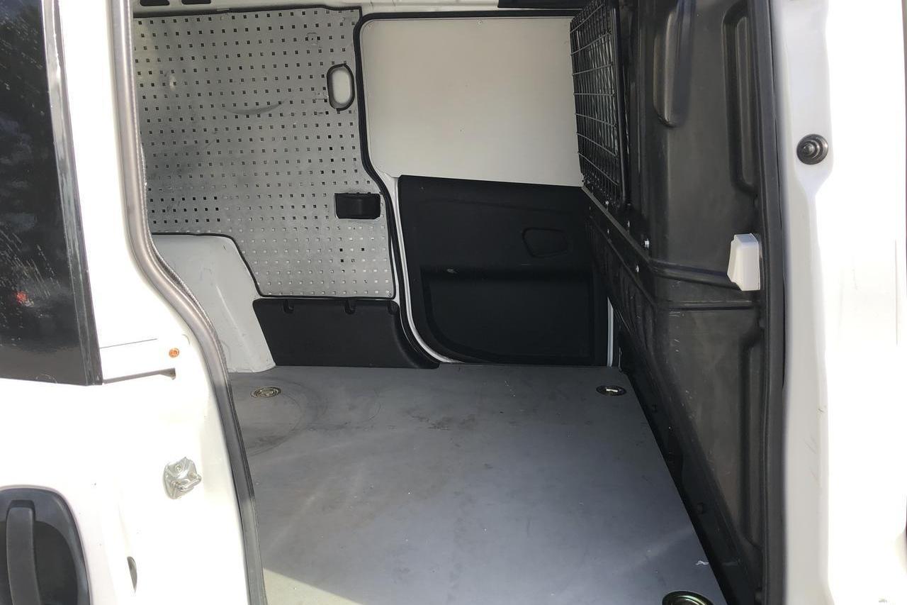 Fiat Doblo Cargo 1.4 CNG (95hk) - 84 150 km - Käsitsi - valge - 2014