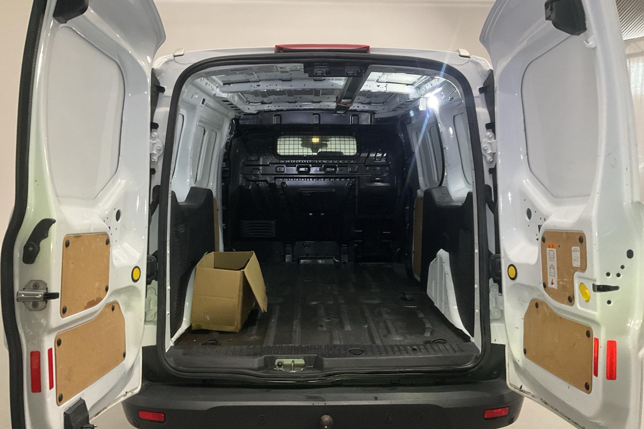 Ford Transit Connect 1.5 TDCi (100hk) - 14 997 mil - Automat - vit - 2018