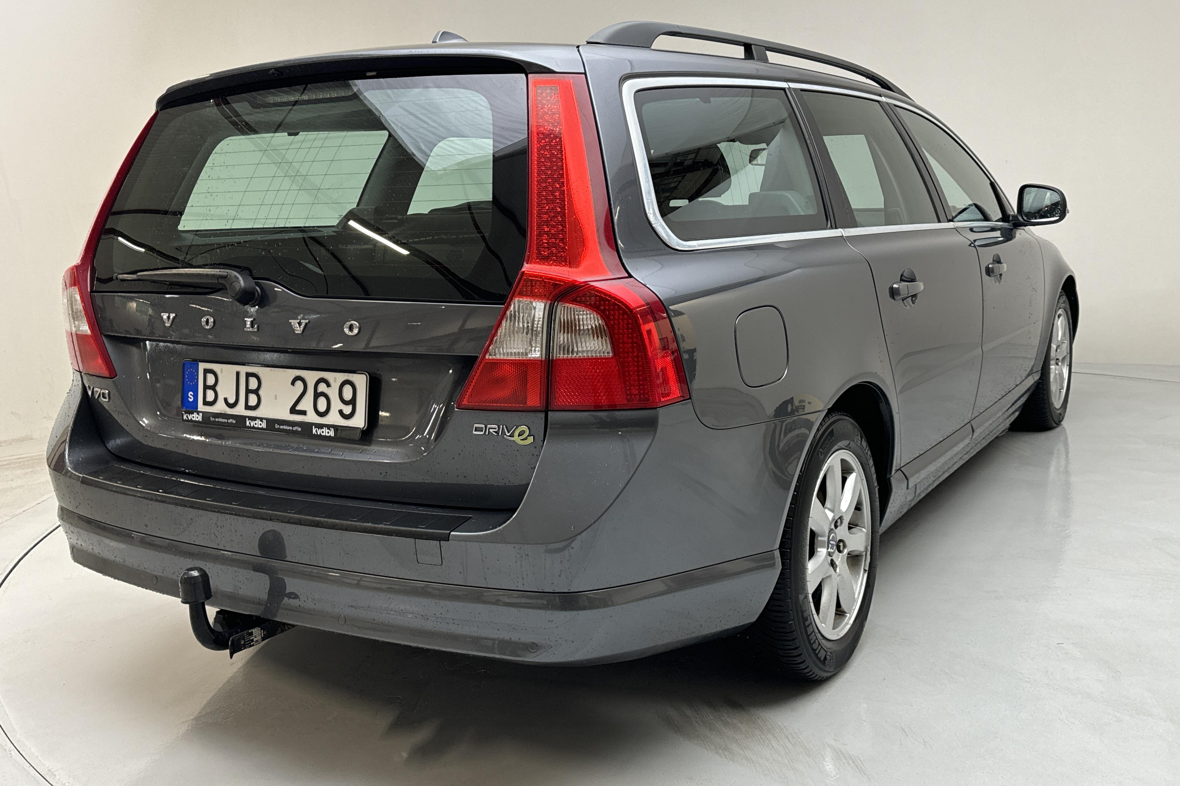 Volvo V70 II 1.6D DRIVe (115hk) - 18 184 mil - Manuell - grå - 2012