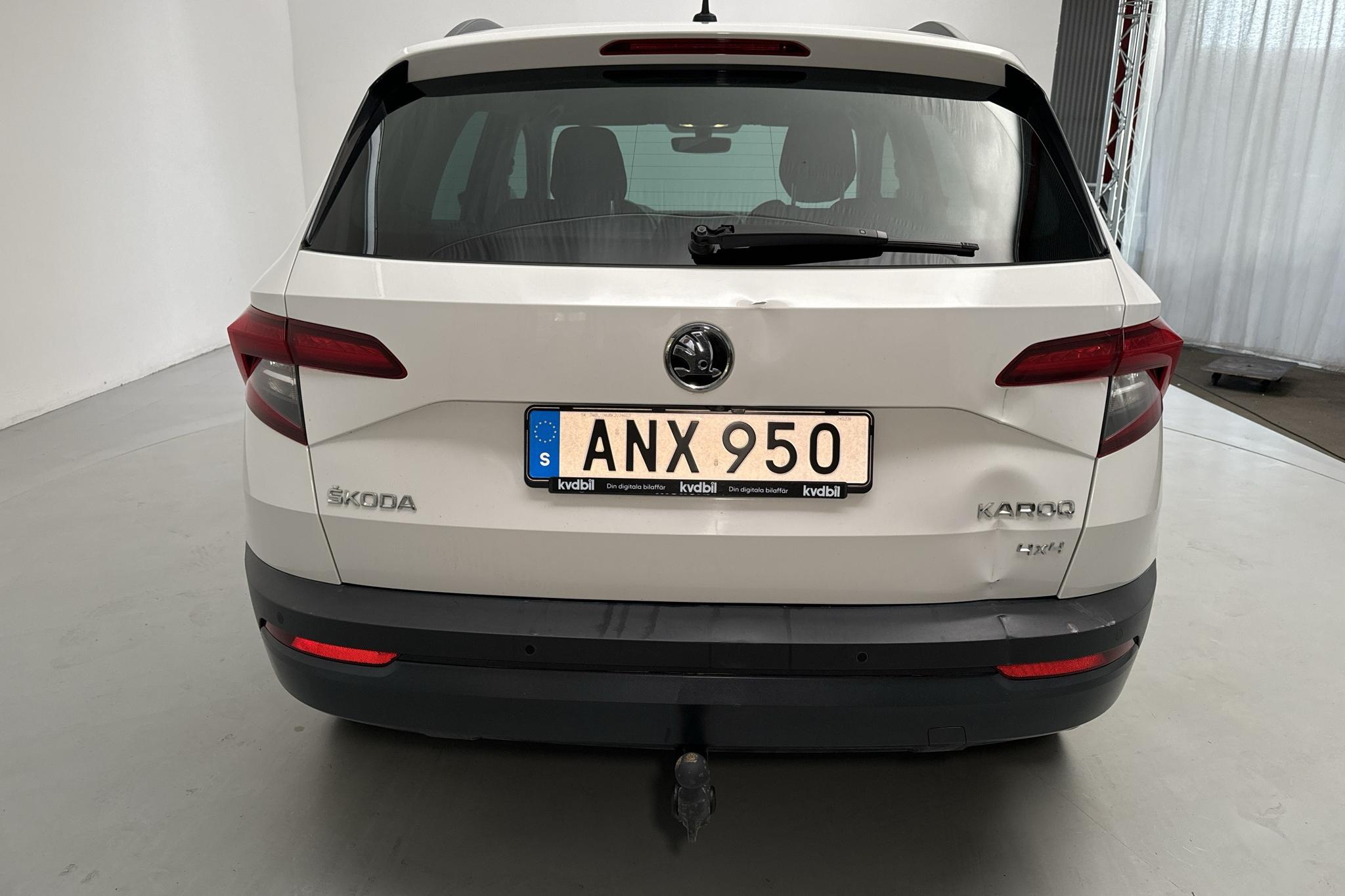 Skoda Karoq 2.0 TDI 4X4 (150hk) - 30 318 mil - Manuell - vit - 2019