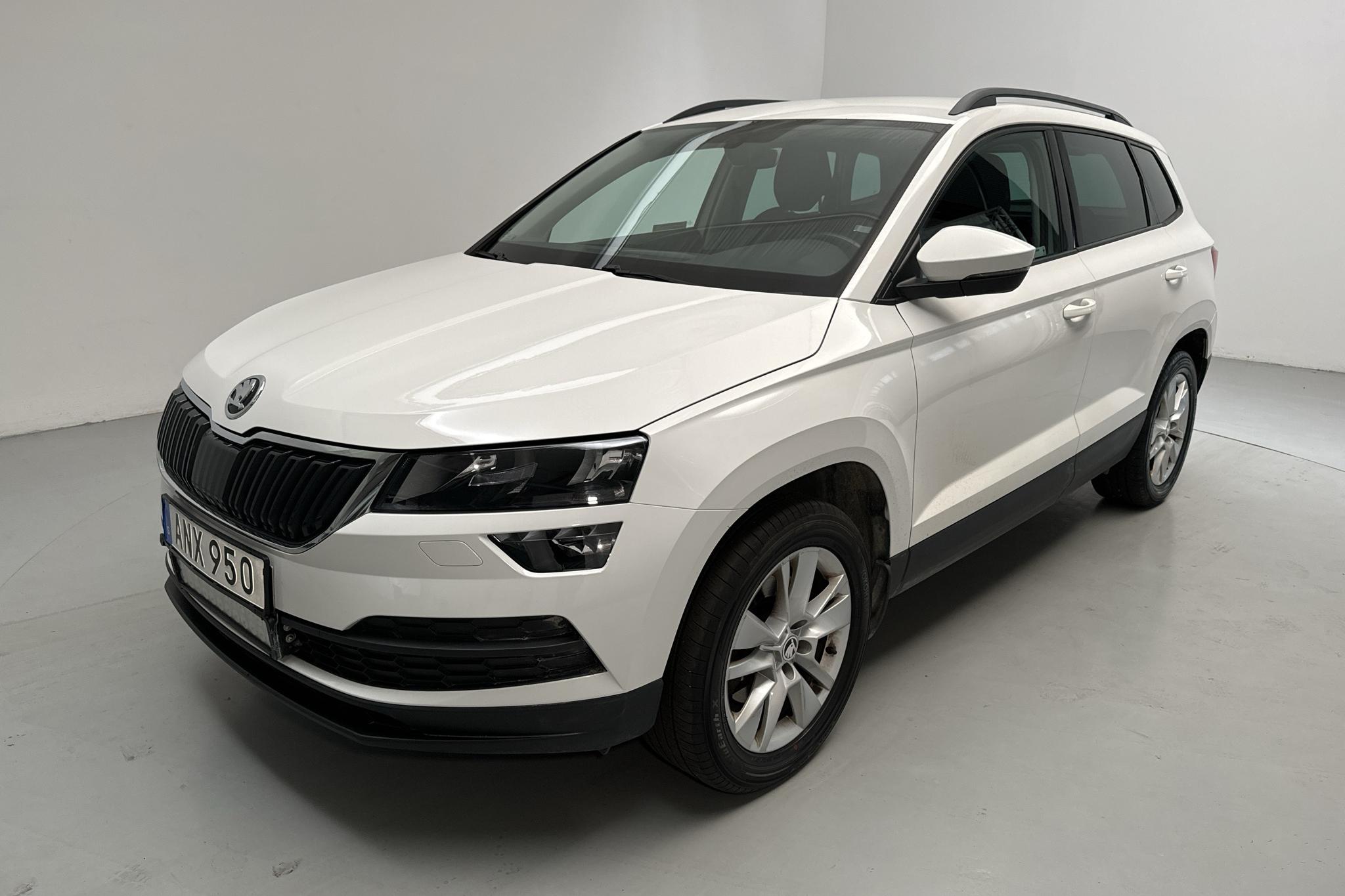 Skoda Karoq 2.0 TDI 4X4 (150hk) - 30 318 mil - Manuell - vit - 2019