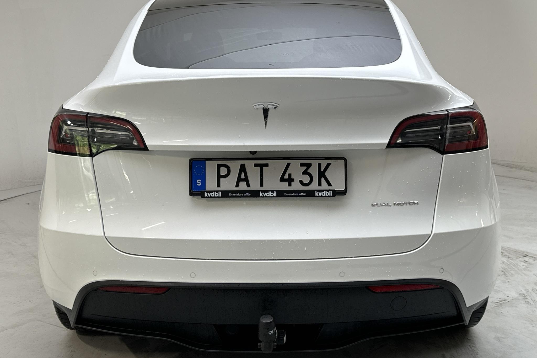 Tesla Model Y Long Range Dual Motor AWD - 86 650 km - Automaattinen - valkoinen - 2021