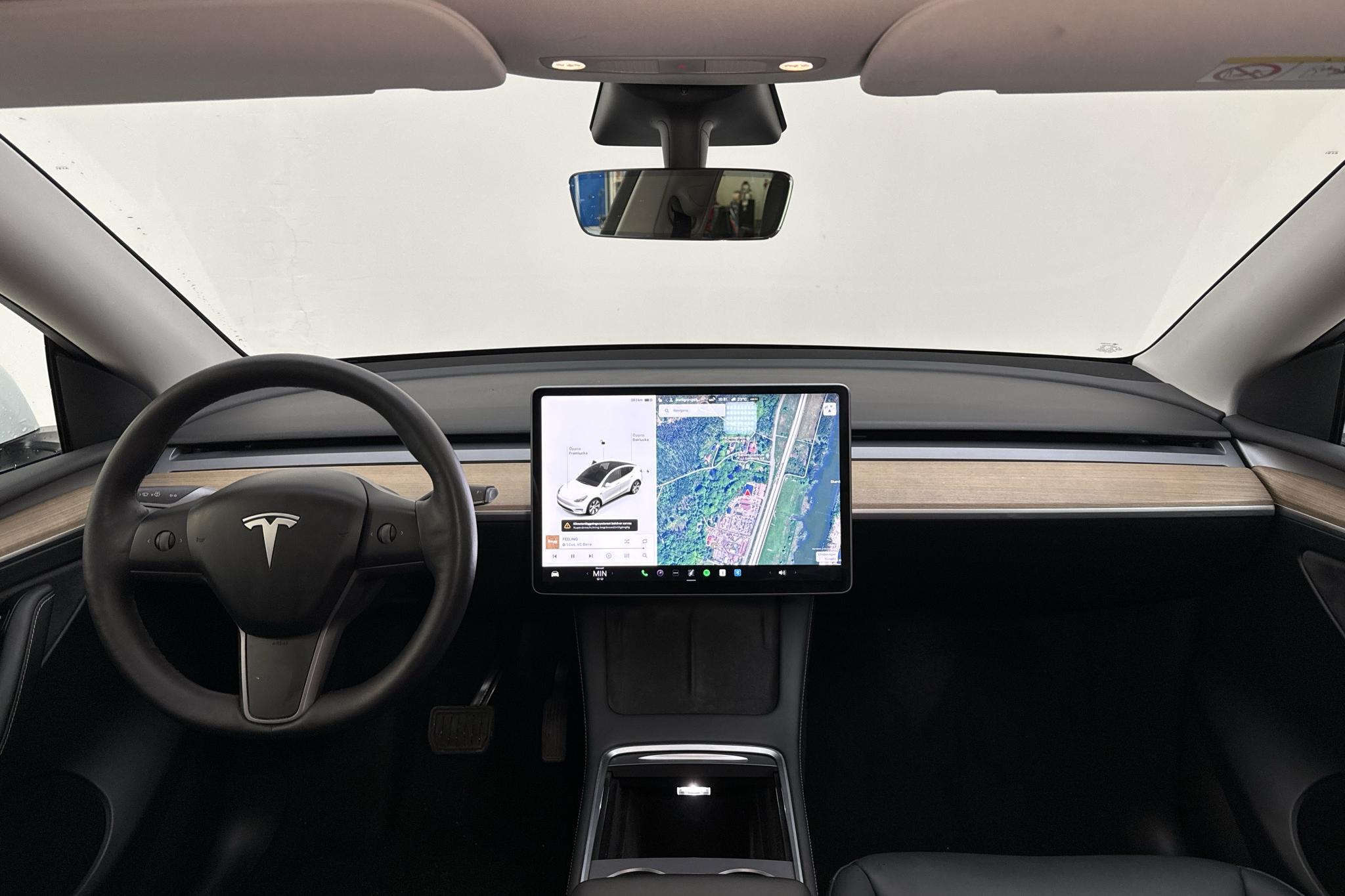 Tesla Model Y Long Range Dual Motor AWD - 8 665 mil - Automat - vit - 2021