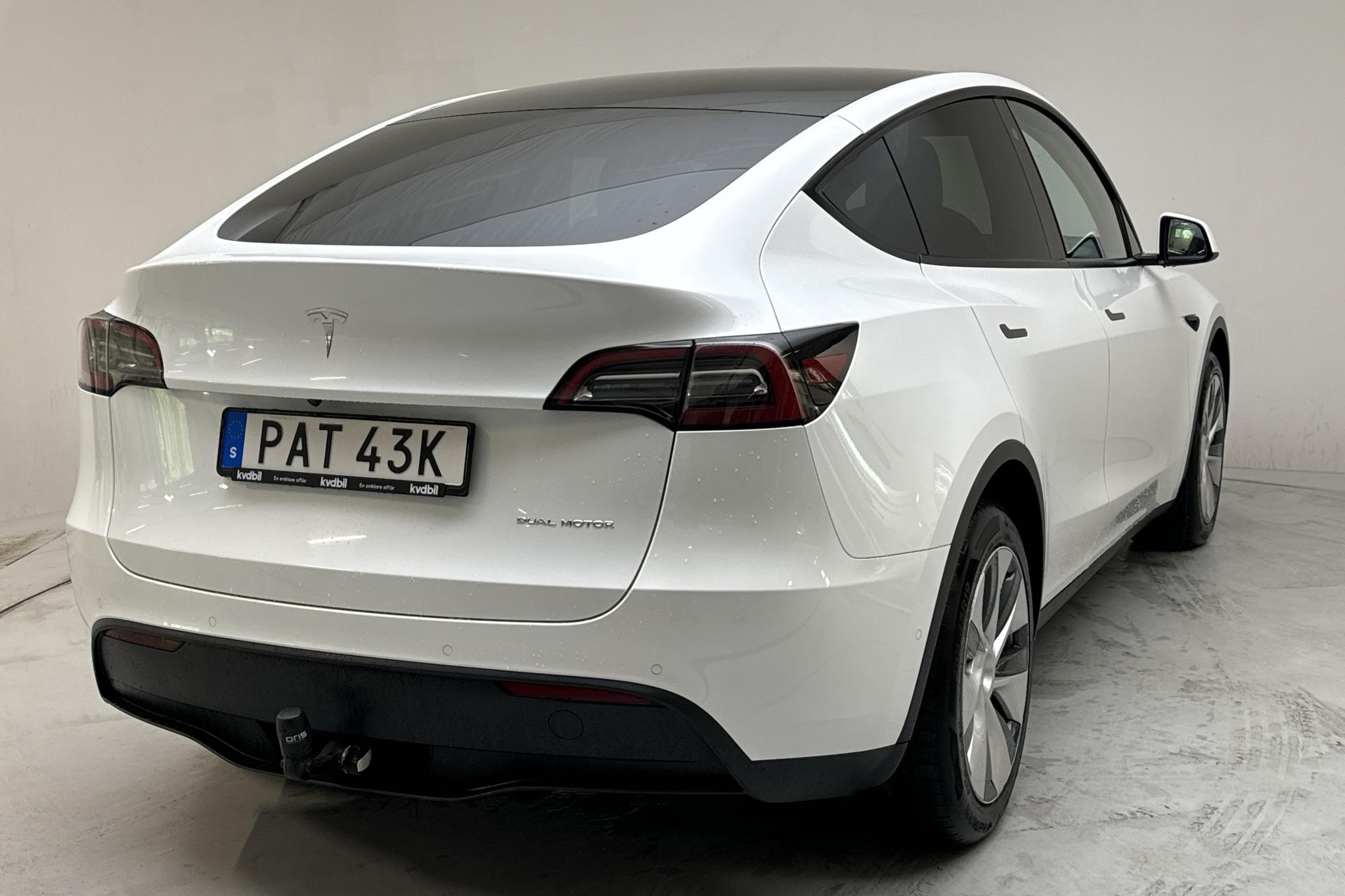 Tesla Model Y Long Range Dual Motor AWD - 86 650 km - Automatic - white - 2021