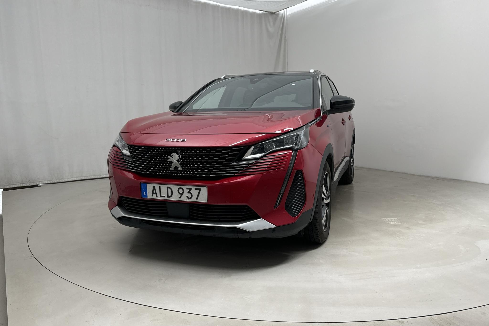 Peugeot 3008 1.6 Plug-in Hybrid 4 (300hk) - 130 800 km - Automatyczna - czerwony - 2021