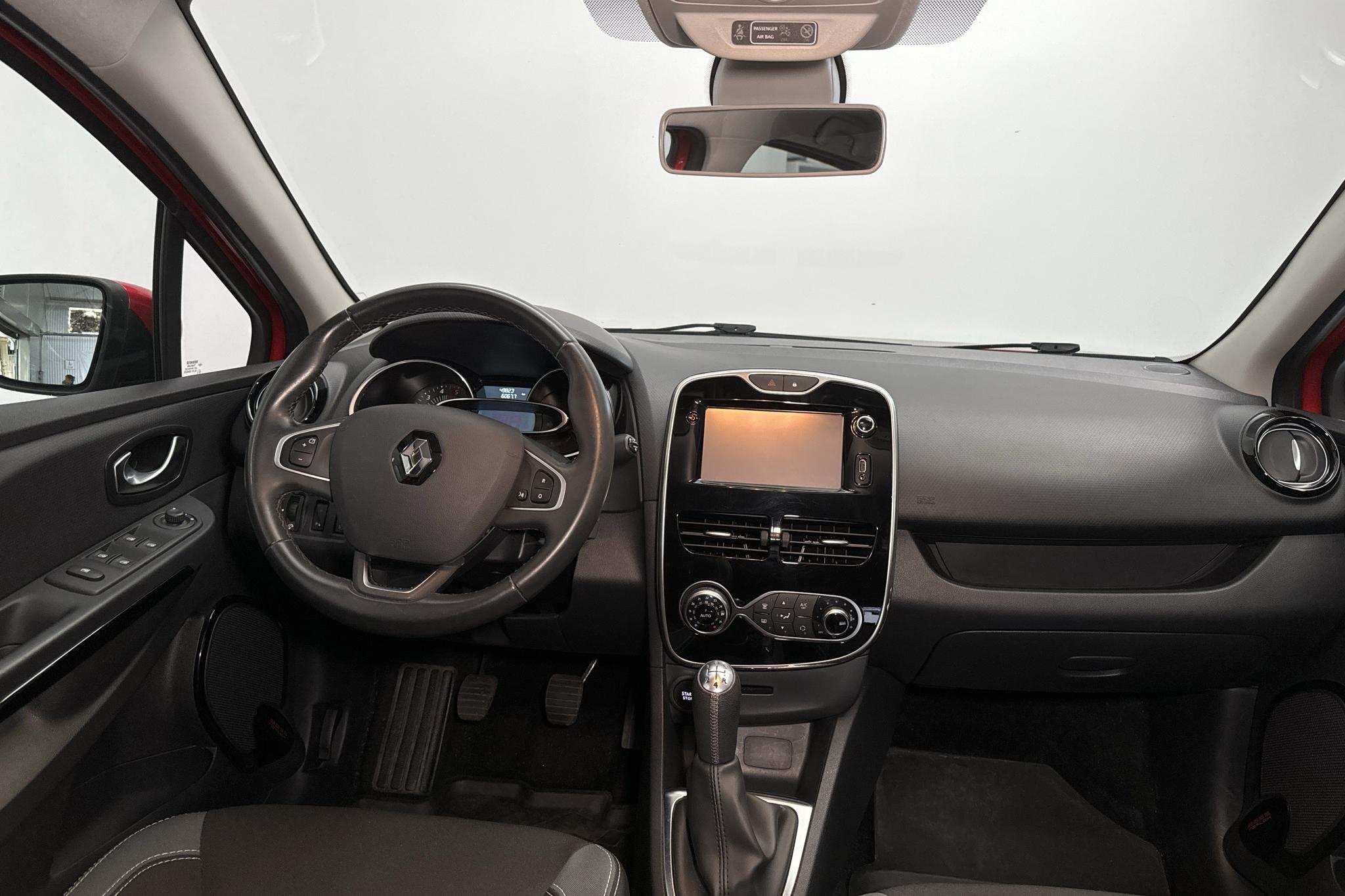 Renault Clio IV 1.5 dCi 5dr (90hk) - 49 820 km - Käsitsi - punane - 2016