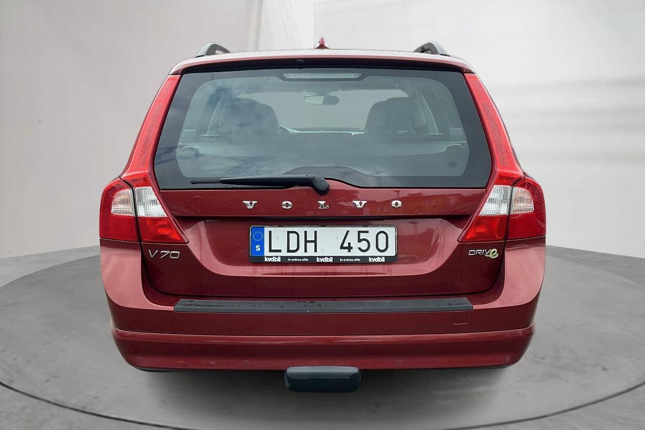 Volvo V70 II 1.6D DRIVe (109hk) - 203 160 km - Manual - red - 2011