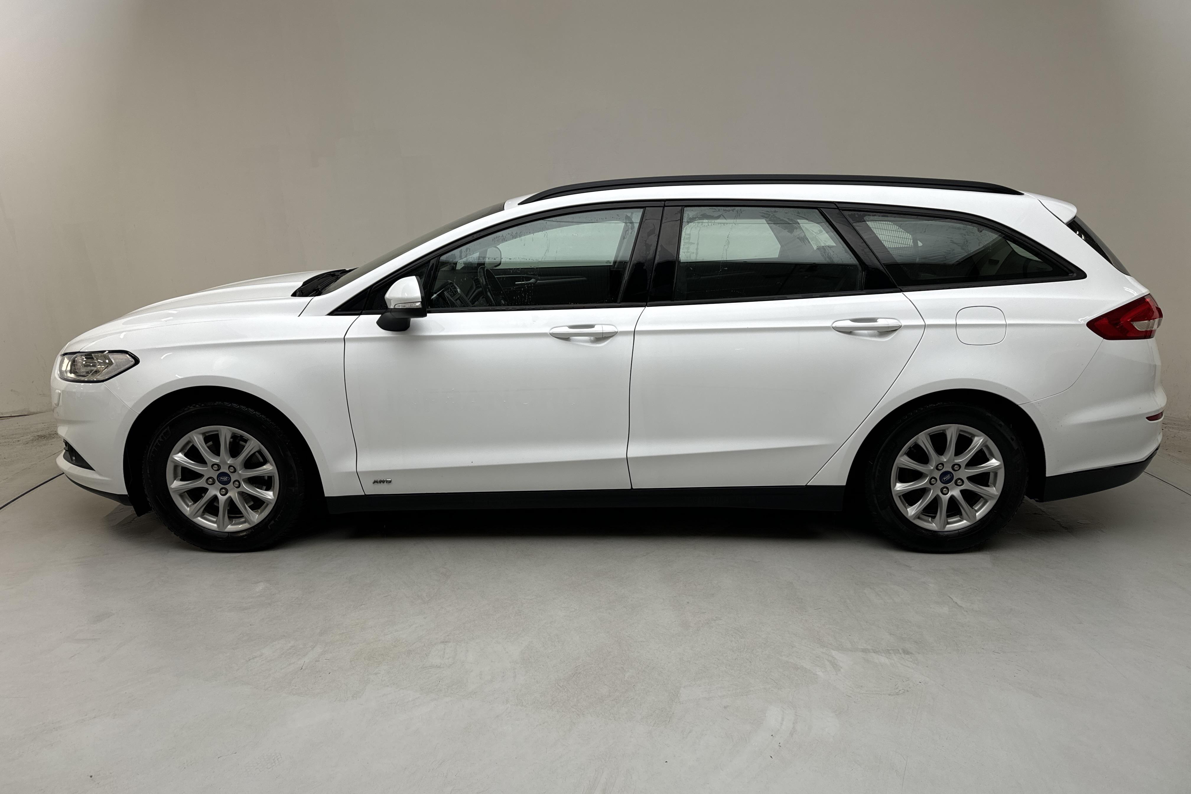 Ford Mondeo 2.0 TDCi AWD Kombi (150hk) - 98 580 km - Manual - white - 2018