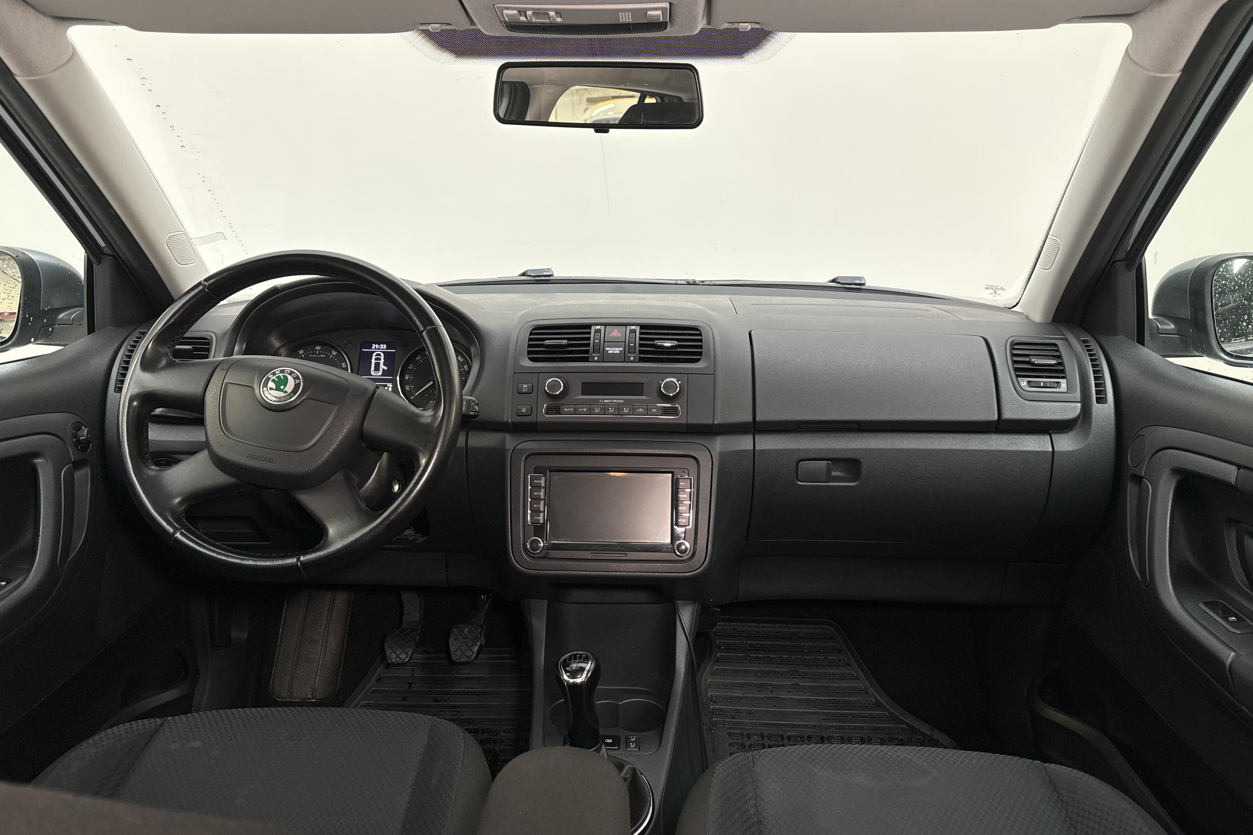 Skoda Fabia 1.2 TSI Combi (86hk) - 116 220 km - Manuaalinen - hopea - 2013