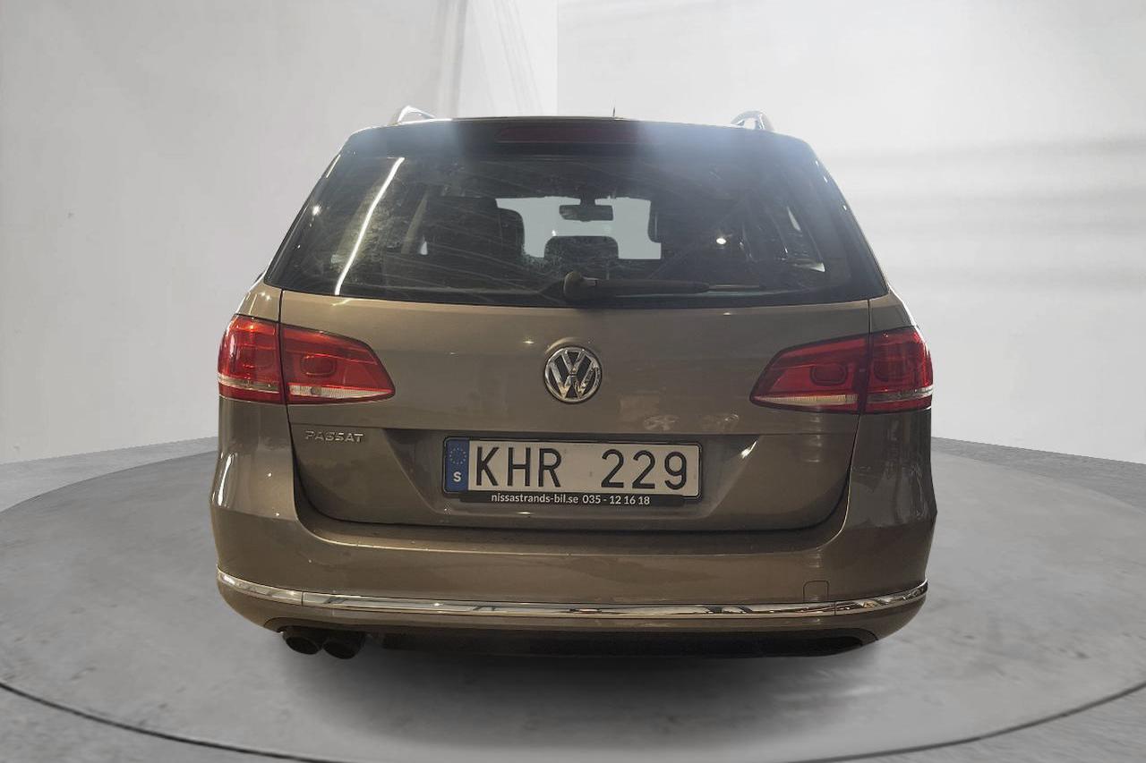 VW Passat 2.0 TDI BlueMotion Technology Variant (140hk) - 272 170 km - Manuaalinen - Light Brown - 2011