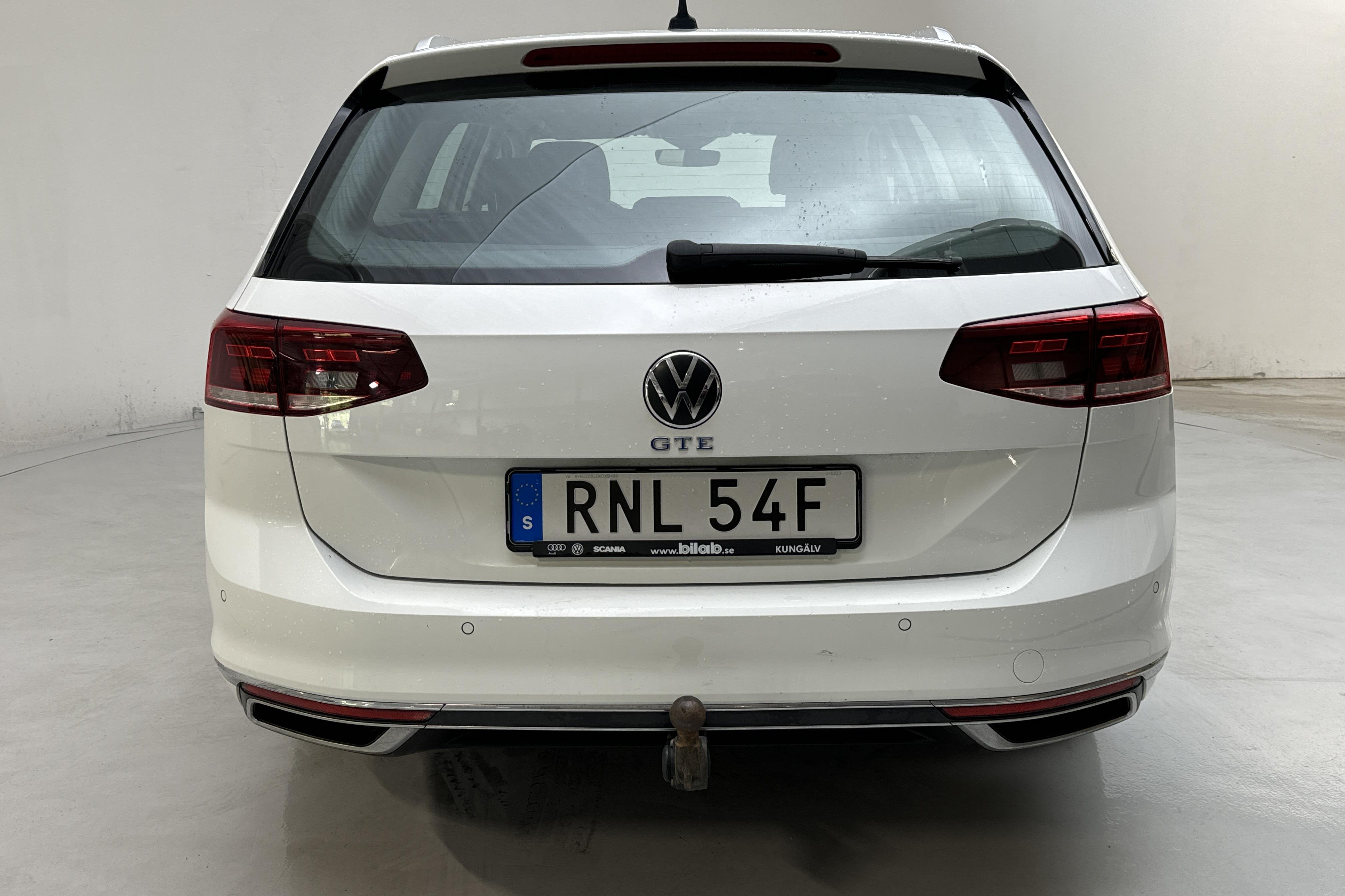 VW Passat 1.4 GTE Sportscombi (218hk) - 89 410 km - Automaatne - valge - 2021