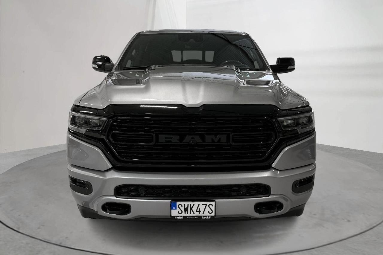 Dodge RAM 1500 5.7 (395hk) - 82 740 km - Automatyczna - Light Grey - 2021