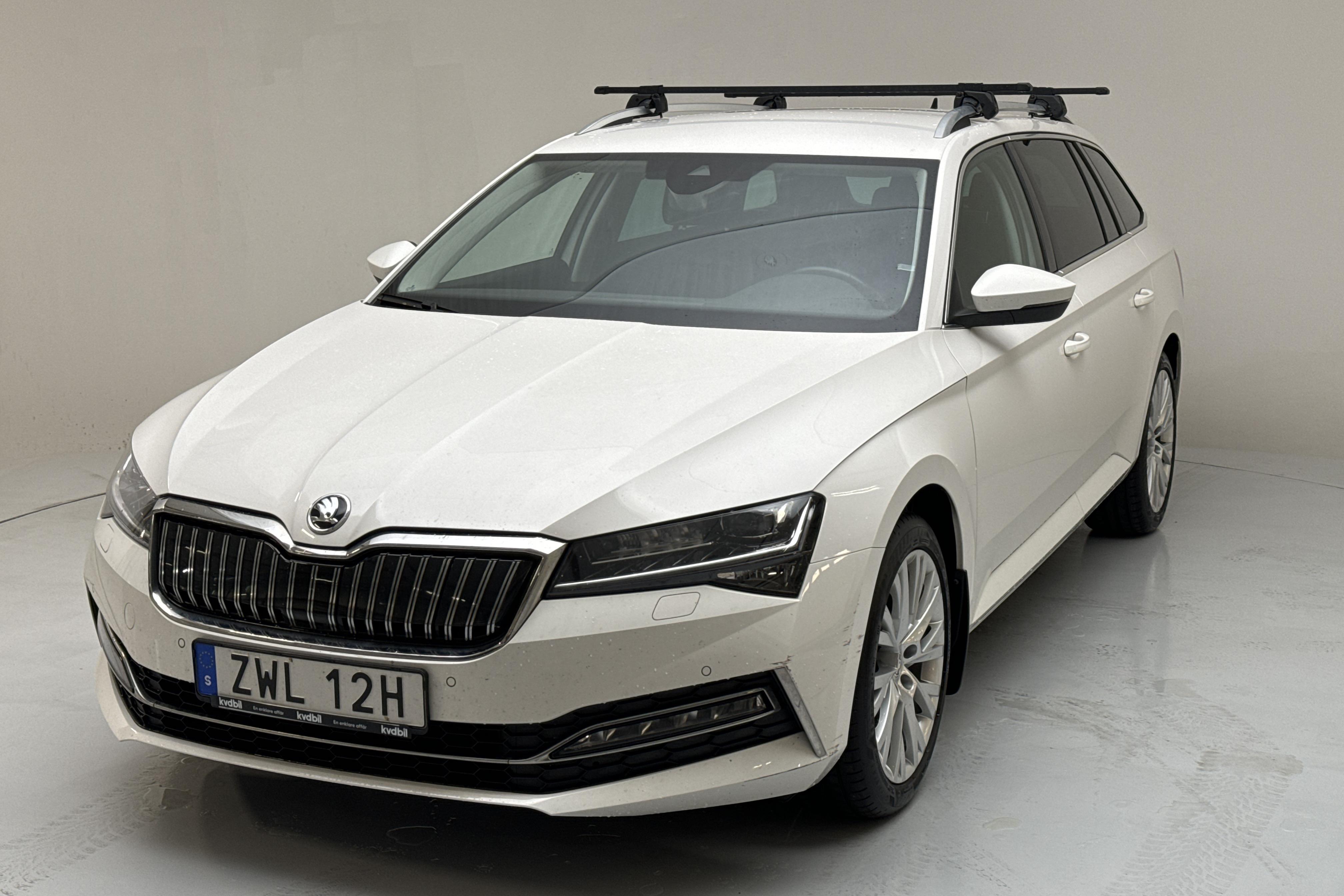 Skoda Superb 1.4 TSI PHEV Kombi (218hk) - 109 860 km - Automatic - white - 2021