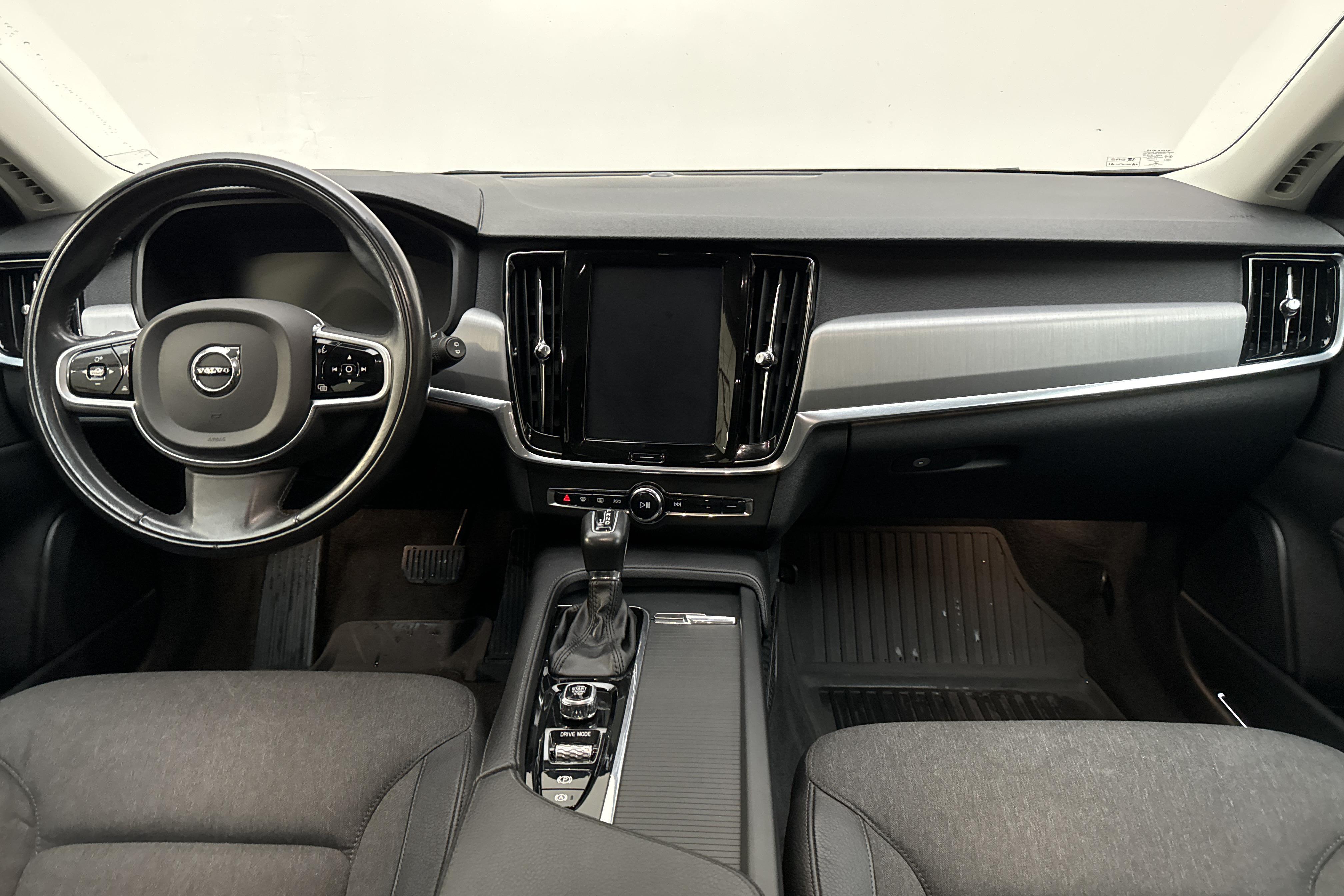 Volvo V90 D4 AWD (190hk) - 115 860 km - Automatyczna - szary - 2019