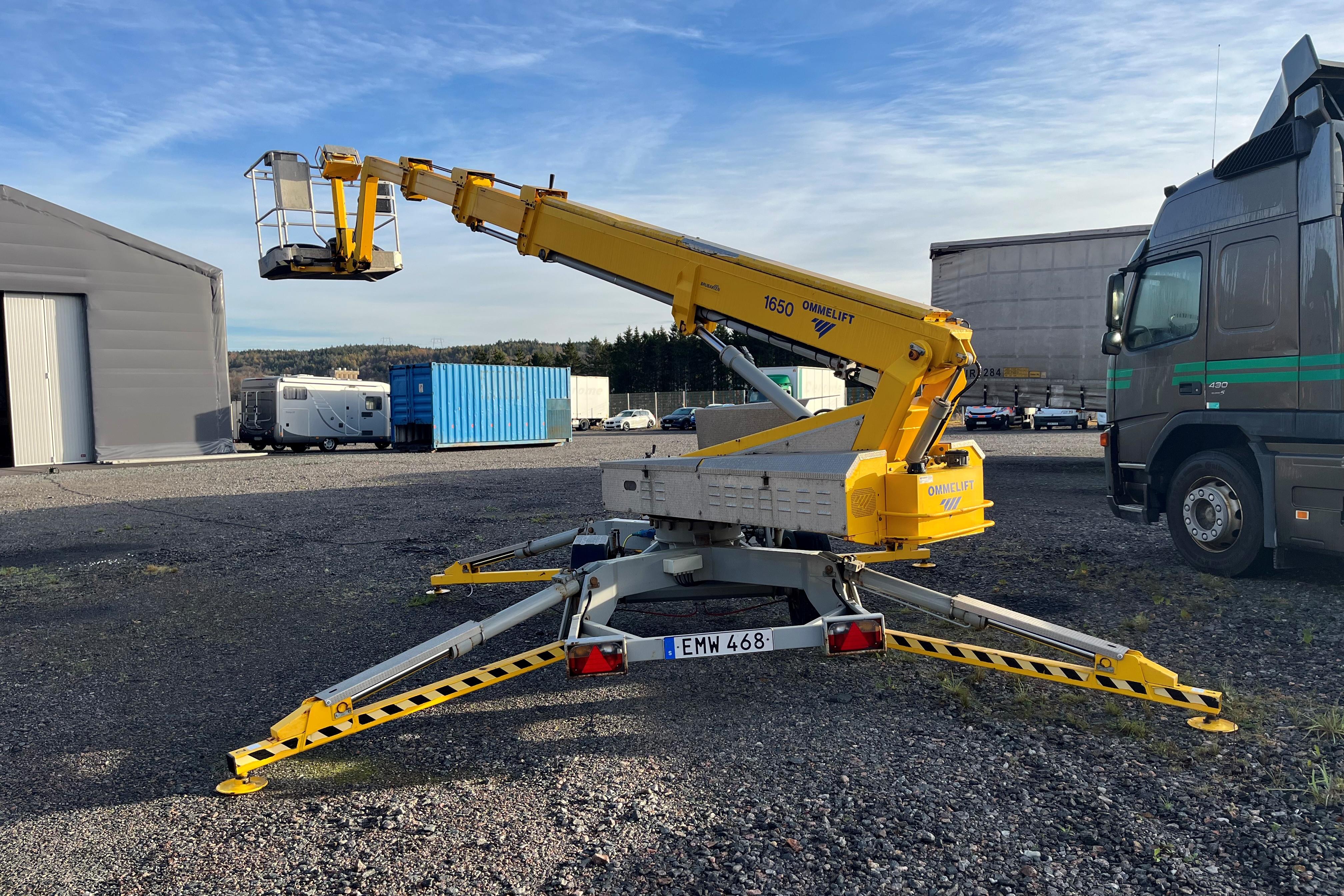 OMME LIFT 1650 E -  - gul - 2014