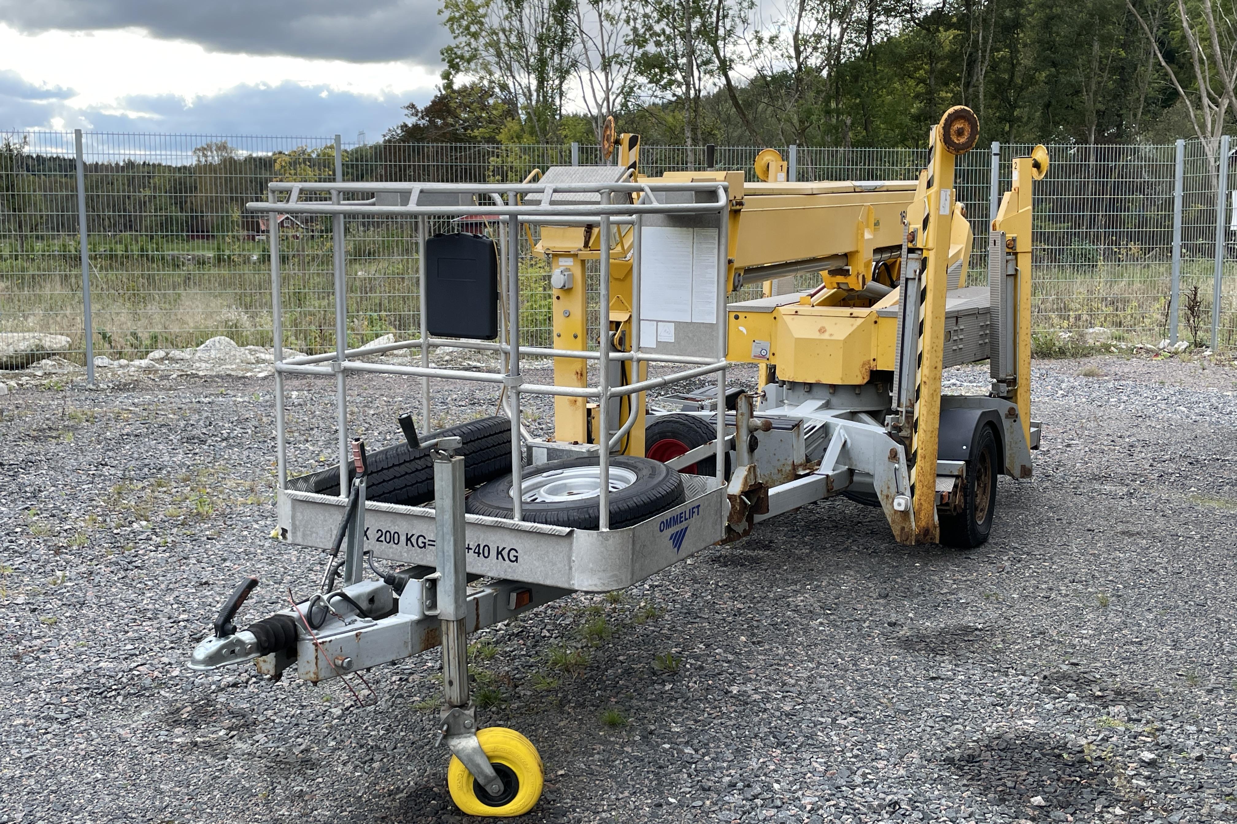 OMME LIFT 1650 E -  - gul - 2014