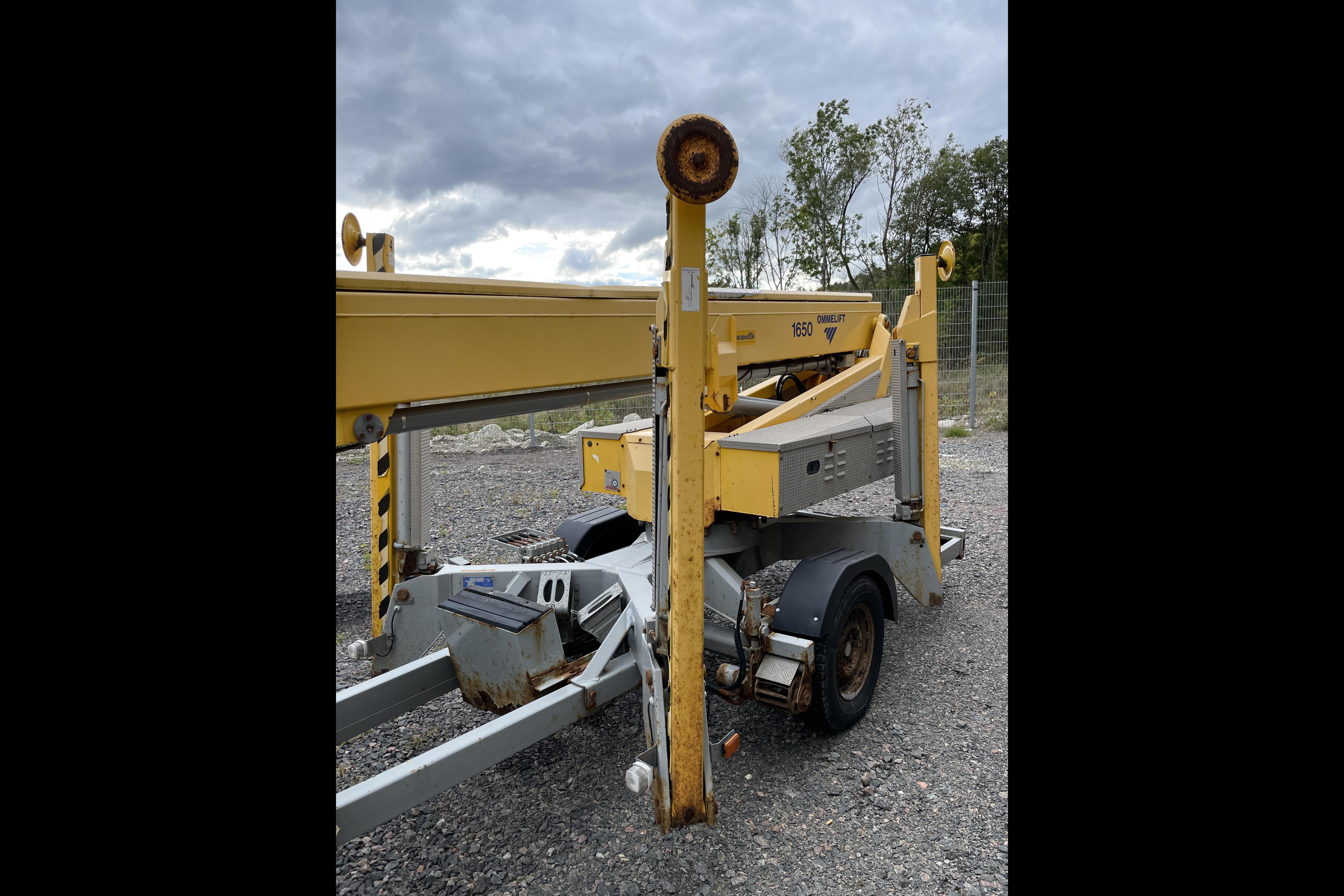 OMME LIFT 1650 E -  - gul - 2014