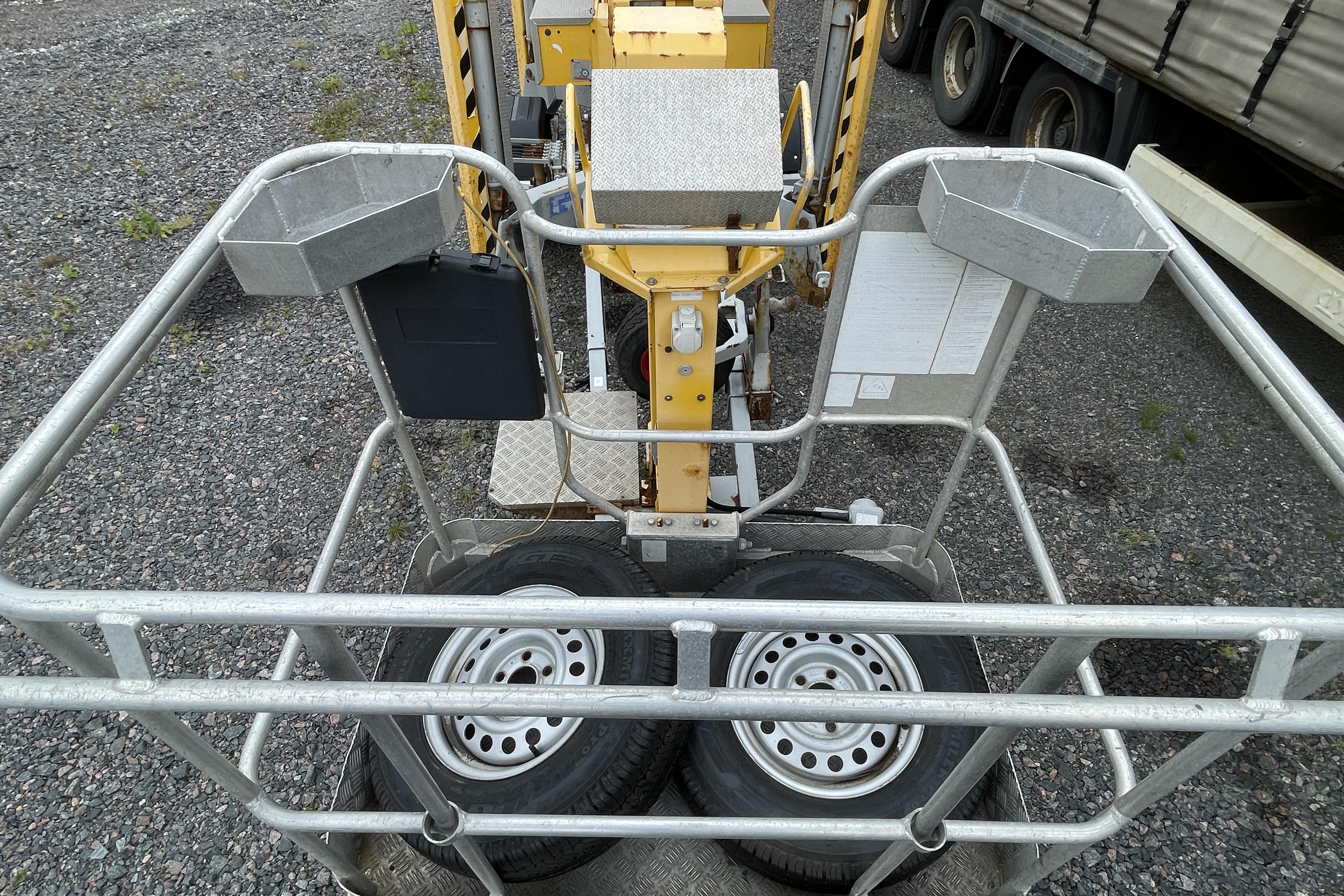 OMME LIFT 1650 E -  - gul - 2014