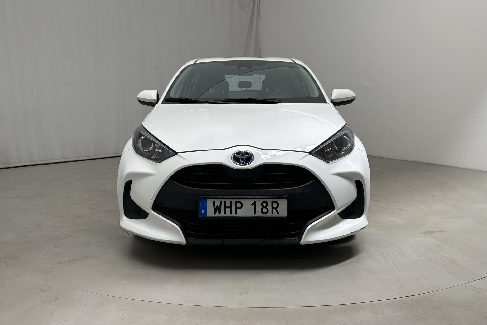 Toyota Yaris 1.5 Hybrid 5dr (116hk) - 81 390 km - Automatyczna - biały - 2020