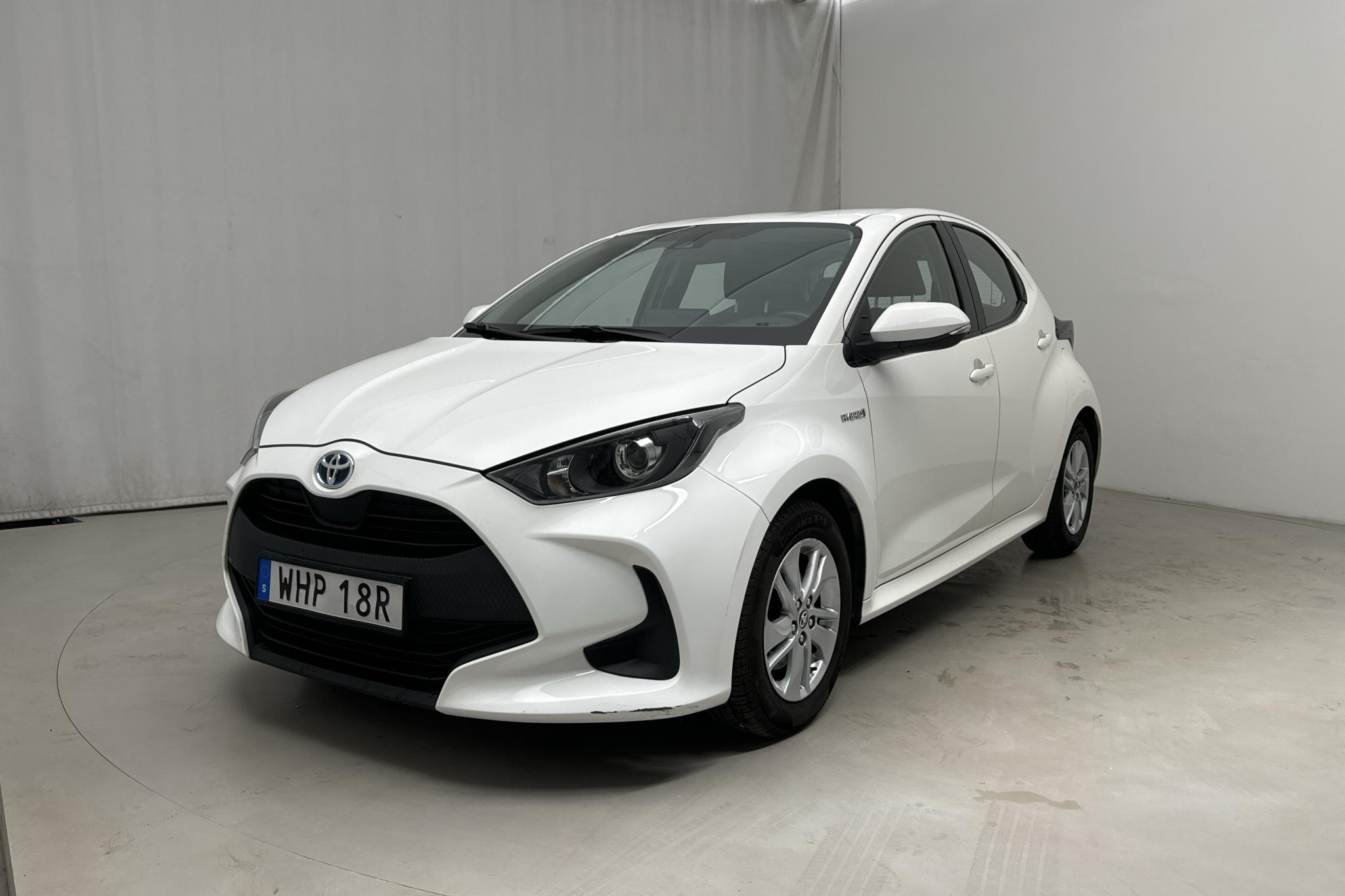 Toyota Yaris 1.5 Hybrid 5dr (116hk) - 81 390 km - Automatyczna - biały - 2020