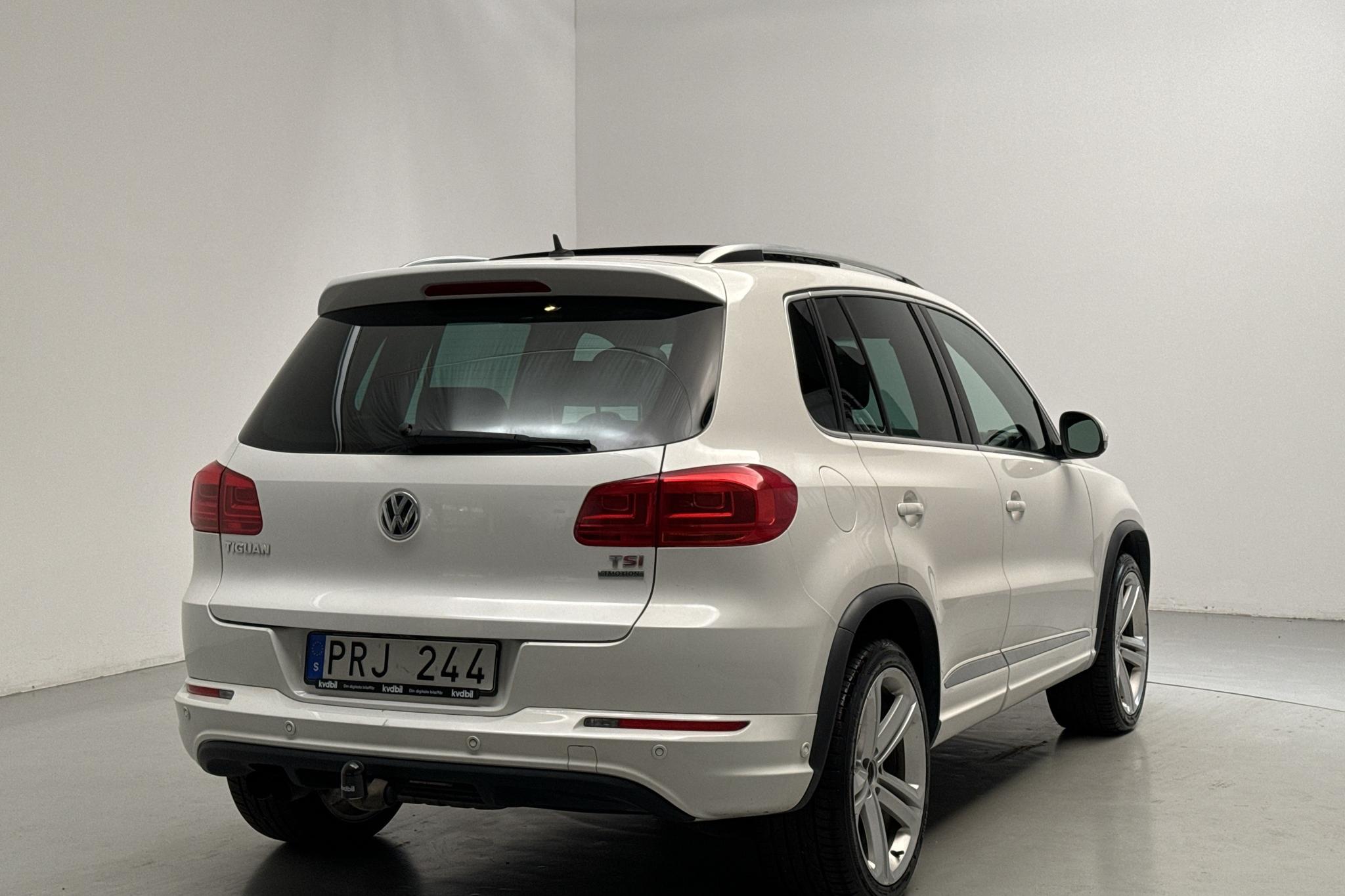 VW Tiguan 1.4 TSI 4MOTION (160hk) - 115 780 km - Manualna - biały - 2012