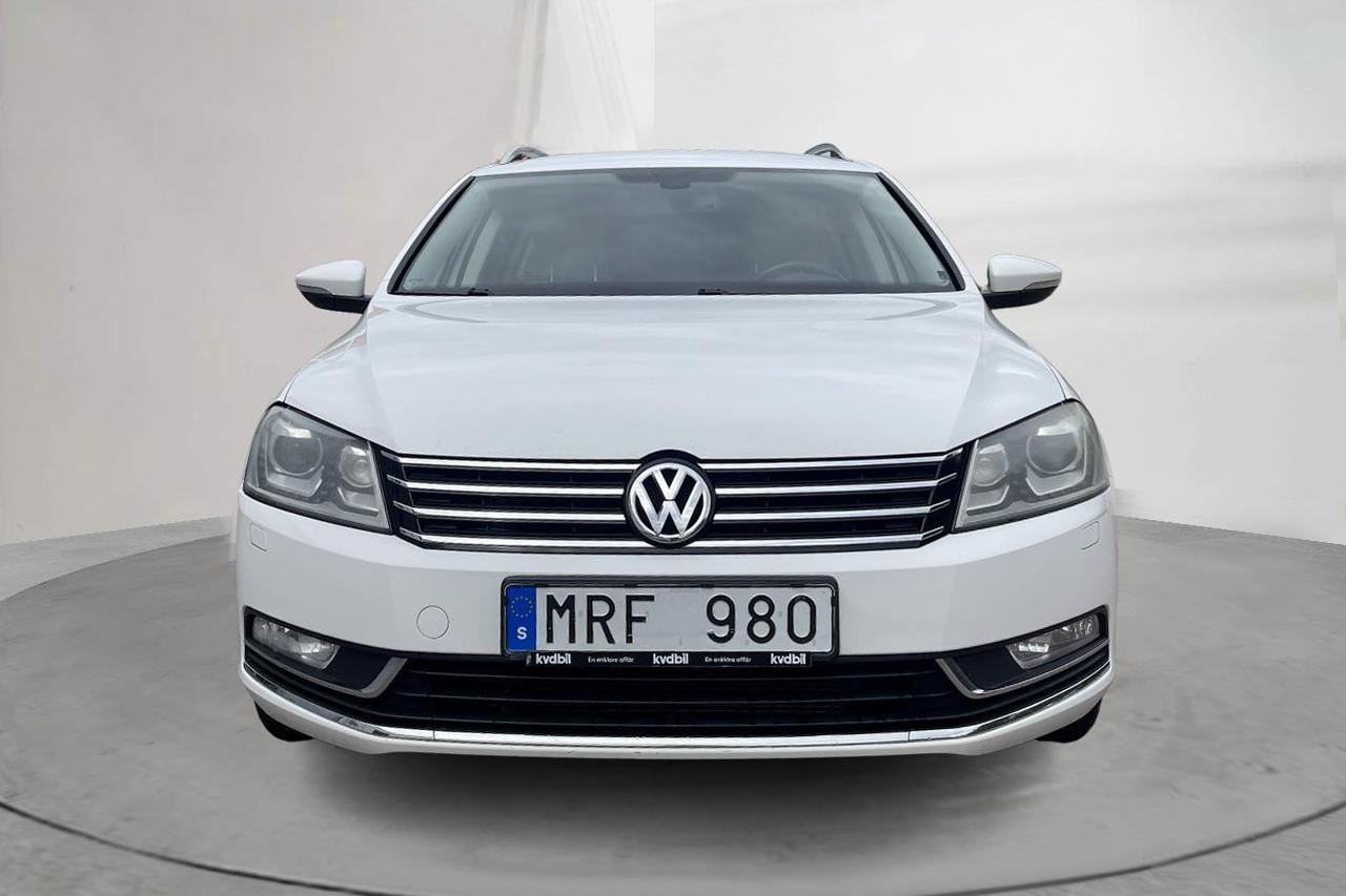 VW Passat 1.4 TSI EcoFuel Variant (150hk) - 205 040 km - Automatyczna - biały - 2011