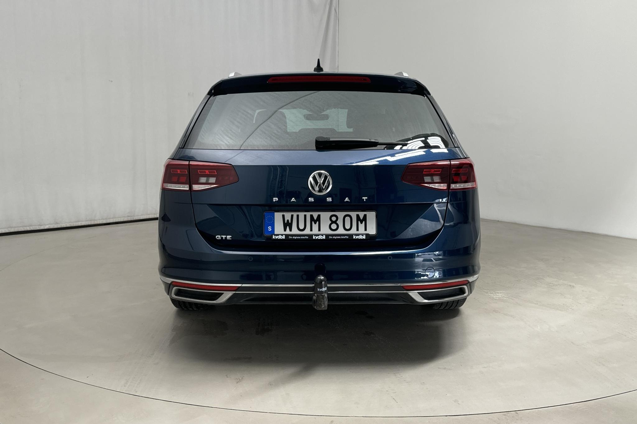 VW Passat 1.4 GTE Sportscombi (218hk) - 8 199 mil - Automat - blå - 2020