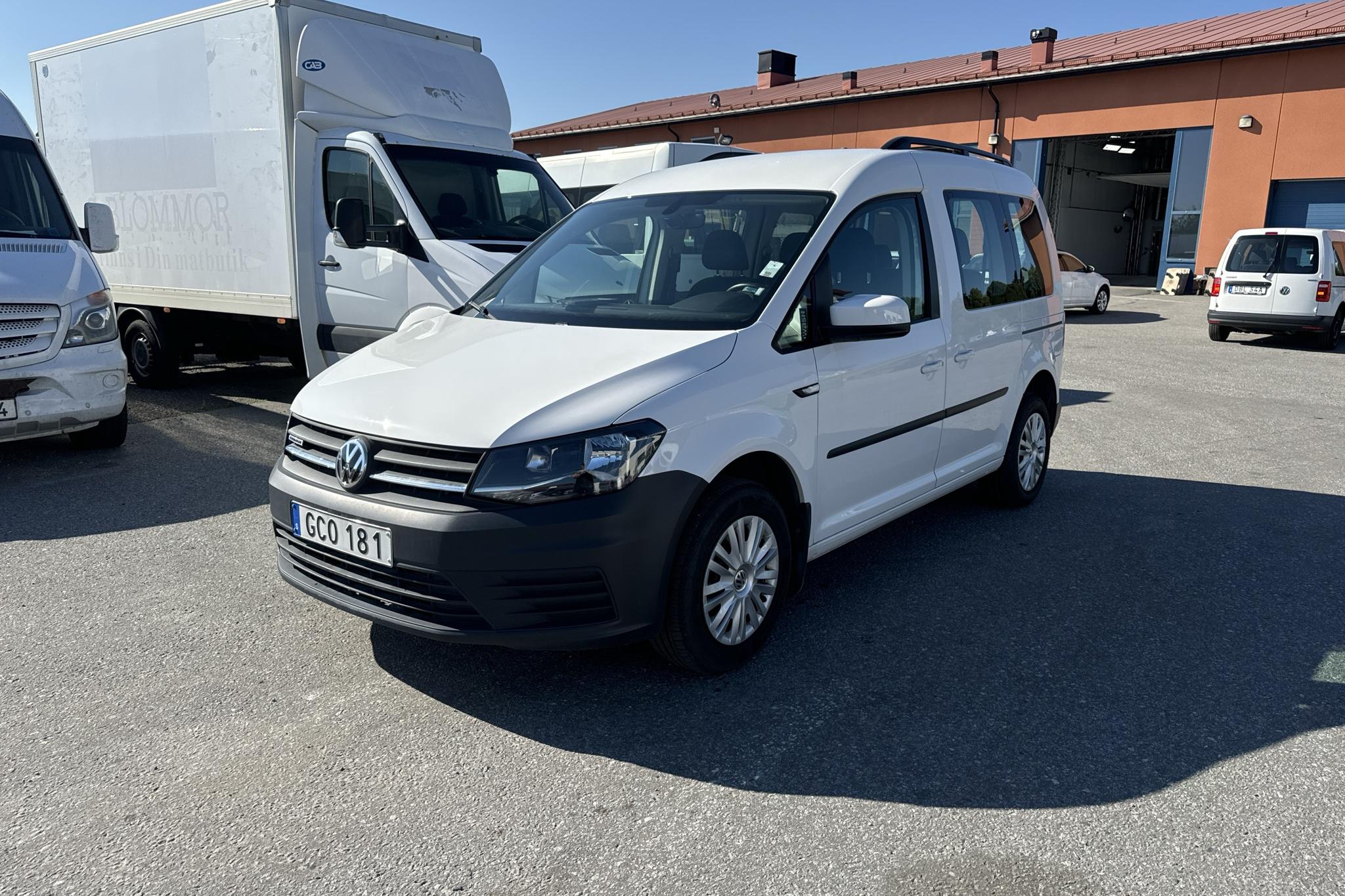 VW Caddy Life 1.4 TGI (110hk) - 30 510 km - Manual - white - 2018