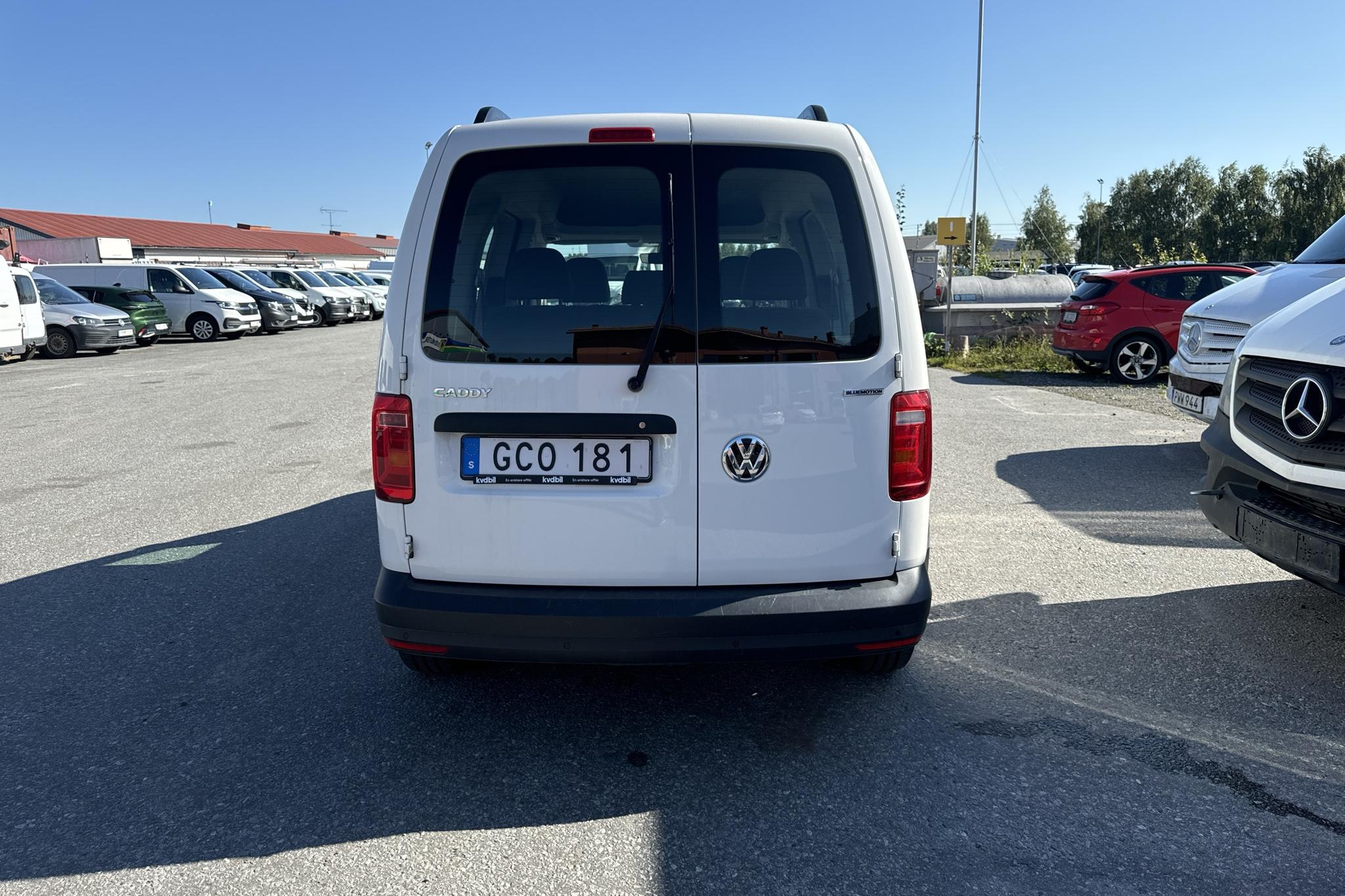 VW Caddy Life 1.4 TGI (110hk) - 30 510 km - Käsitsi - valge - 2018