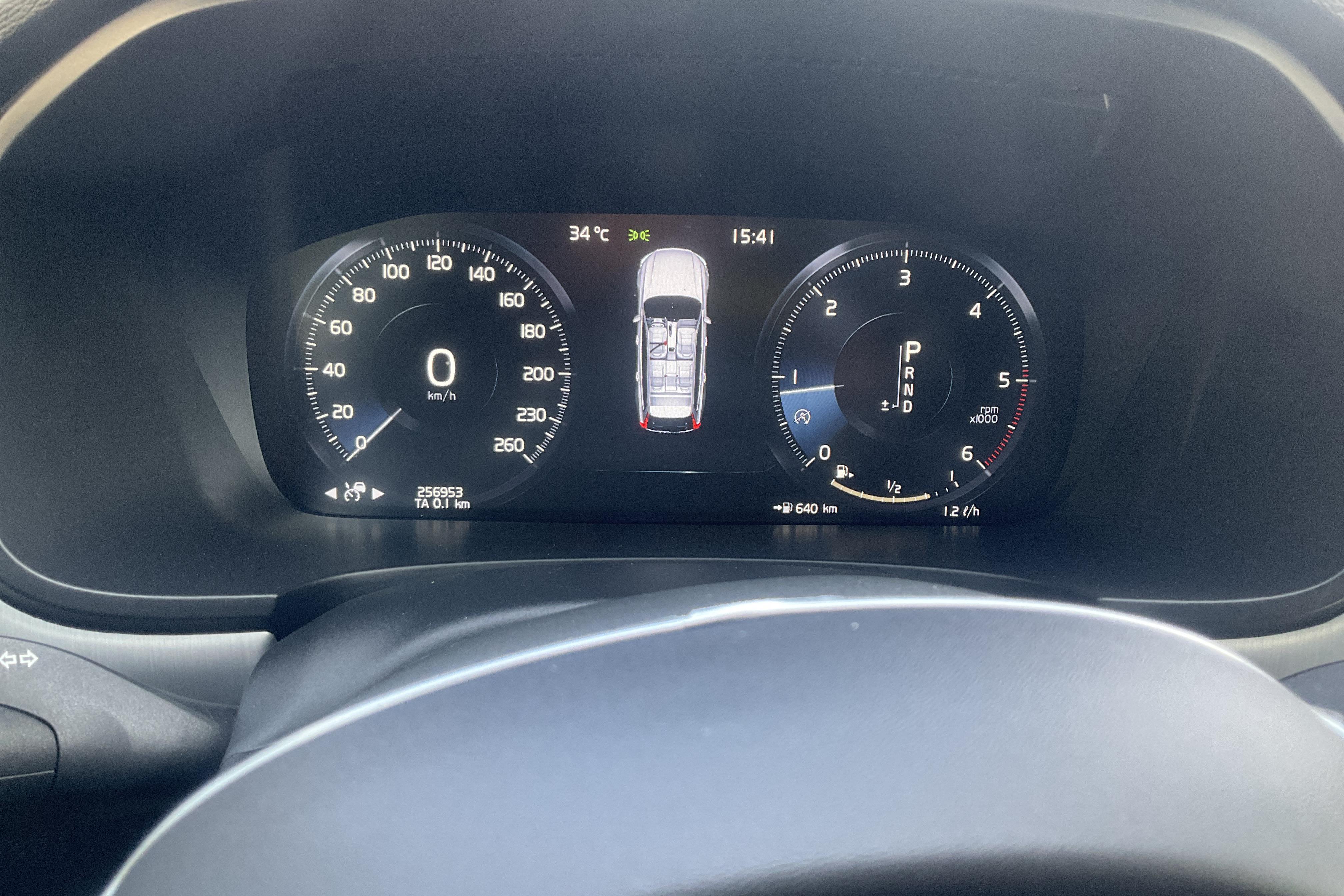 Volvo V90 D4 (190hk) - 256 960 km - Automatyczna - biały - 2019