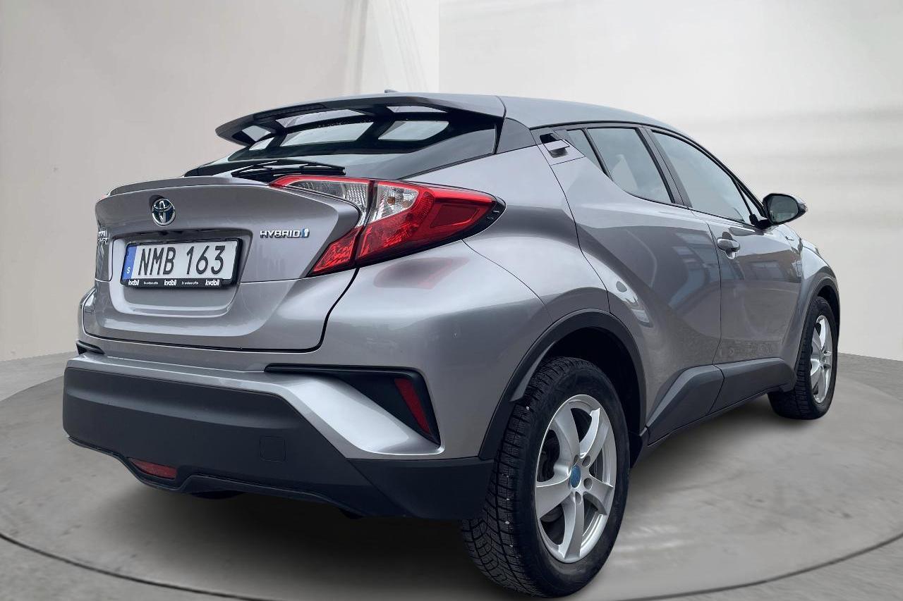 Toyota C-HR 1.8 HSD (122hk) - 7 302 mil - Automat - Dark Grey - 2018