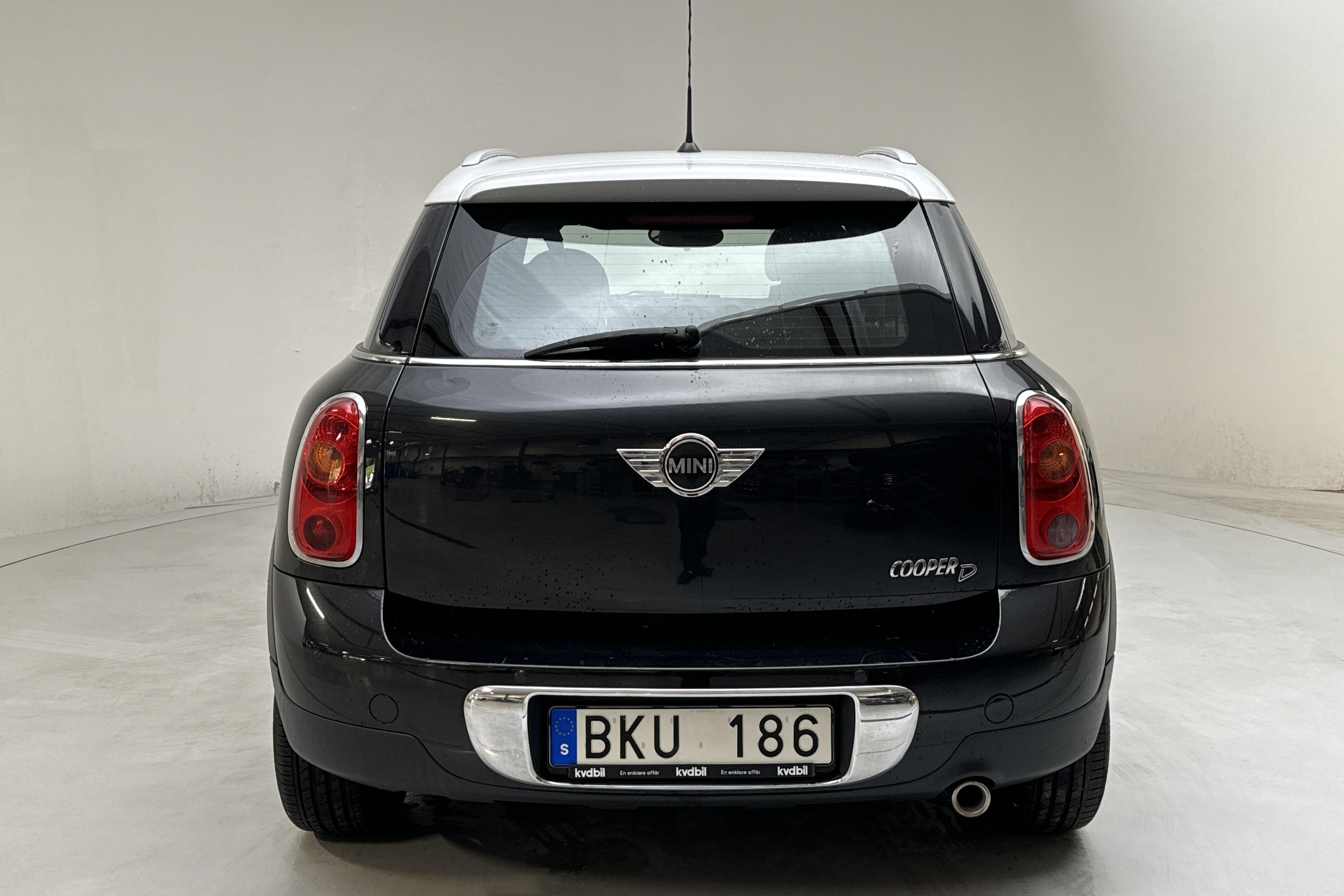 MINI Cooper D Countryman (112hk) - 104 020 km - Manualna - czarny - 2012