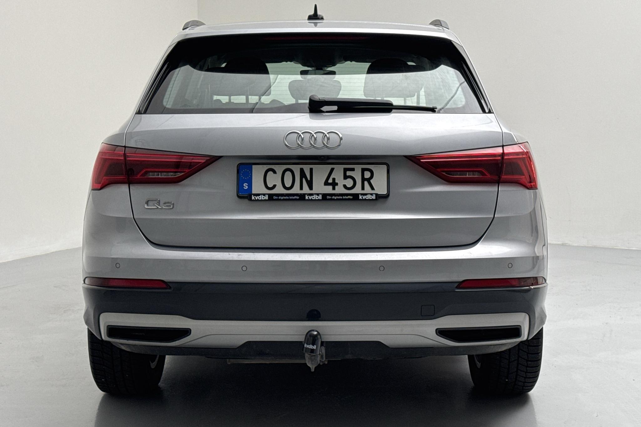 Audi Q3 35 TDI (150hk) - 79 440 km - Automatyczna - srebro - 2020