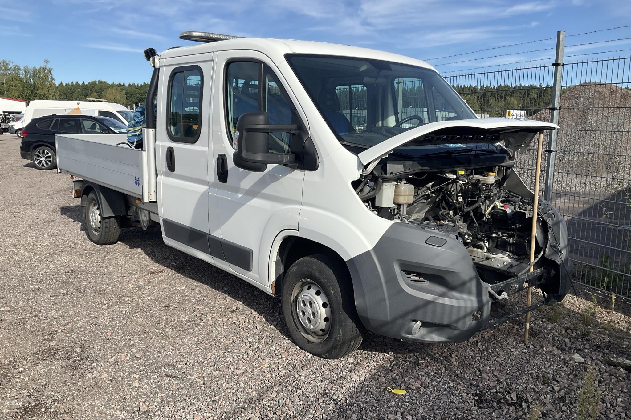 Peugeot Boxer 335 2.0 BlueHDI Chassi (163hk) - 0 km - Manuaalinen - valkoinen - 2017