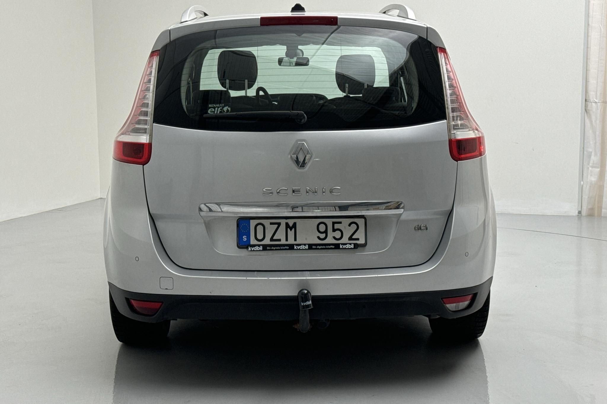 Renault Grand Scénic III 1.5 dCi FAP (110hk) - 125 570 km - Automatic - silver - 2013