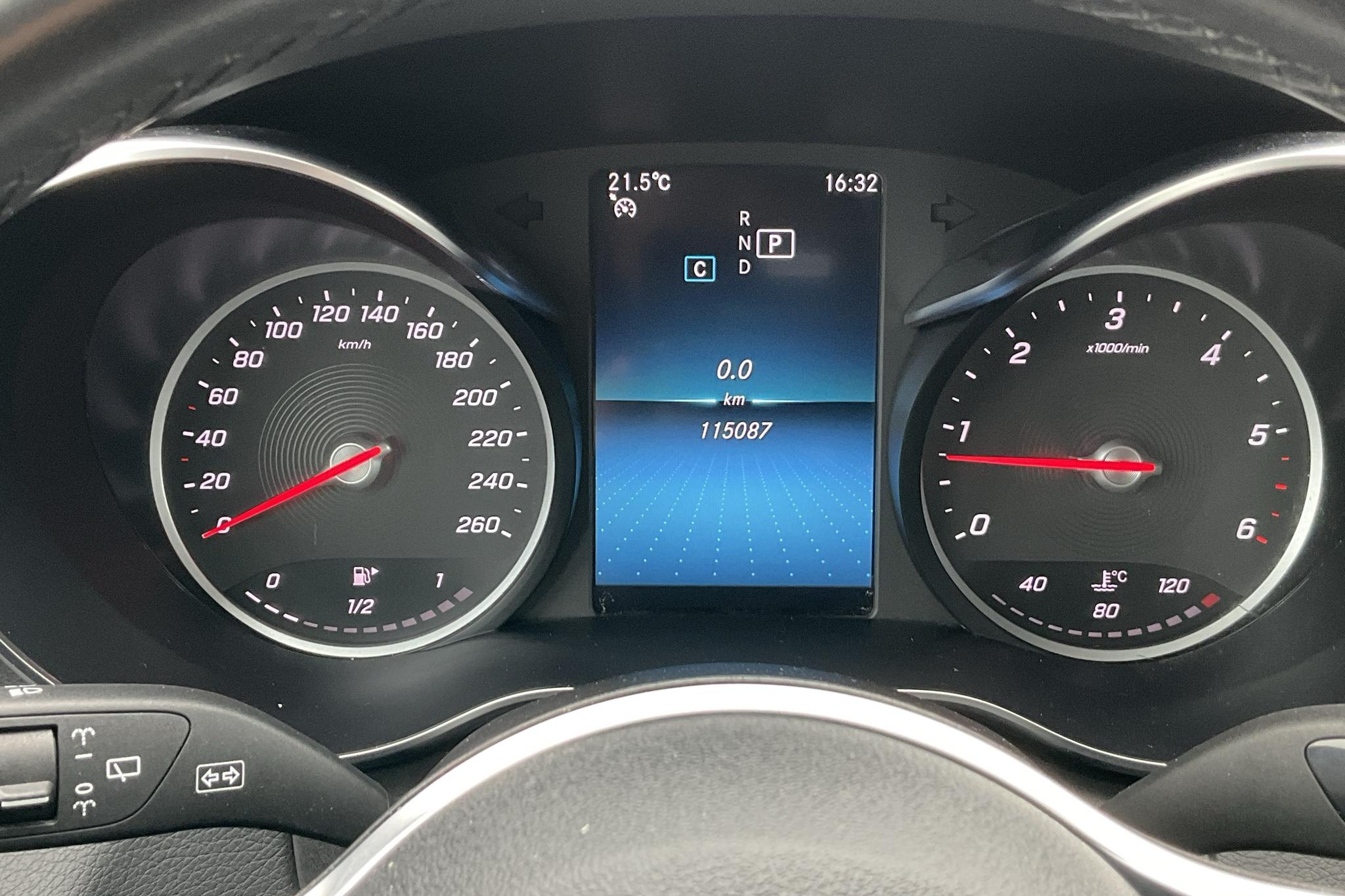 Mercedes C 220 d 4MATIC Kombi S205 (194hk) - 115 090 km - Automatyczna - czarny - 2019