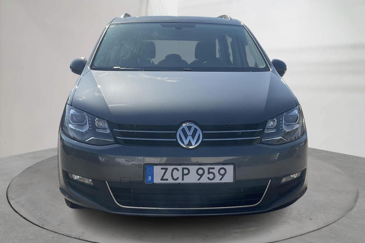 VW Sharan 2.0 TDI (150hk) - 174 250 km - Käsitsi - Dark Grey - 2018