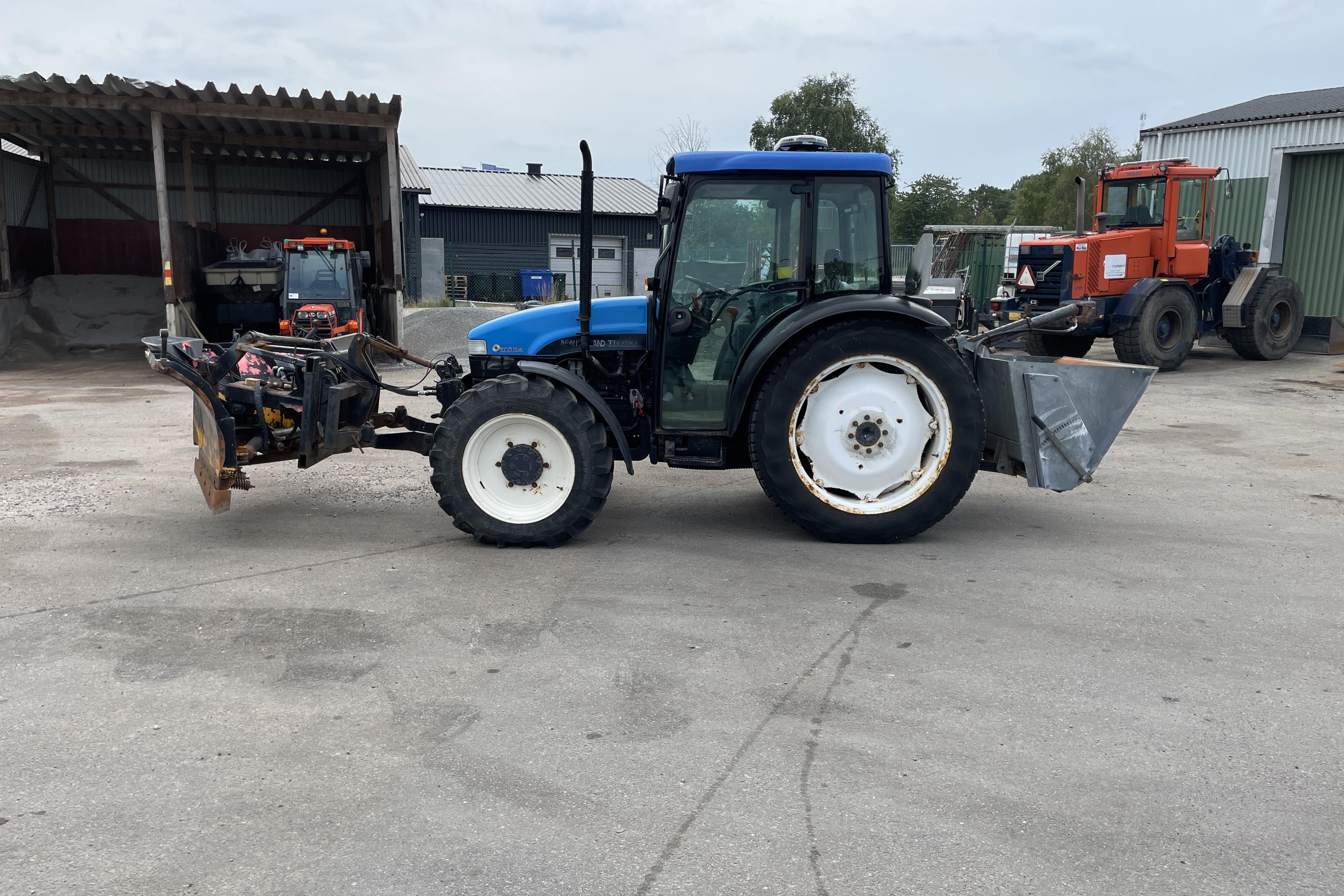 New Holland TN75D 4WD -  - Manual - blue - 2002