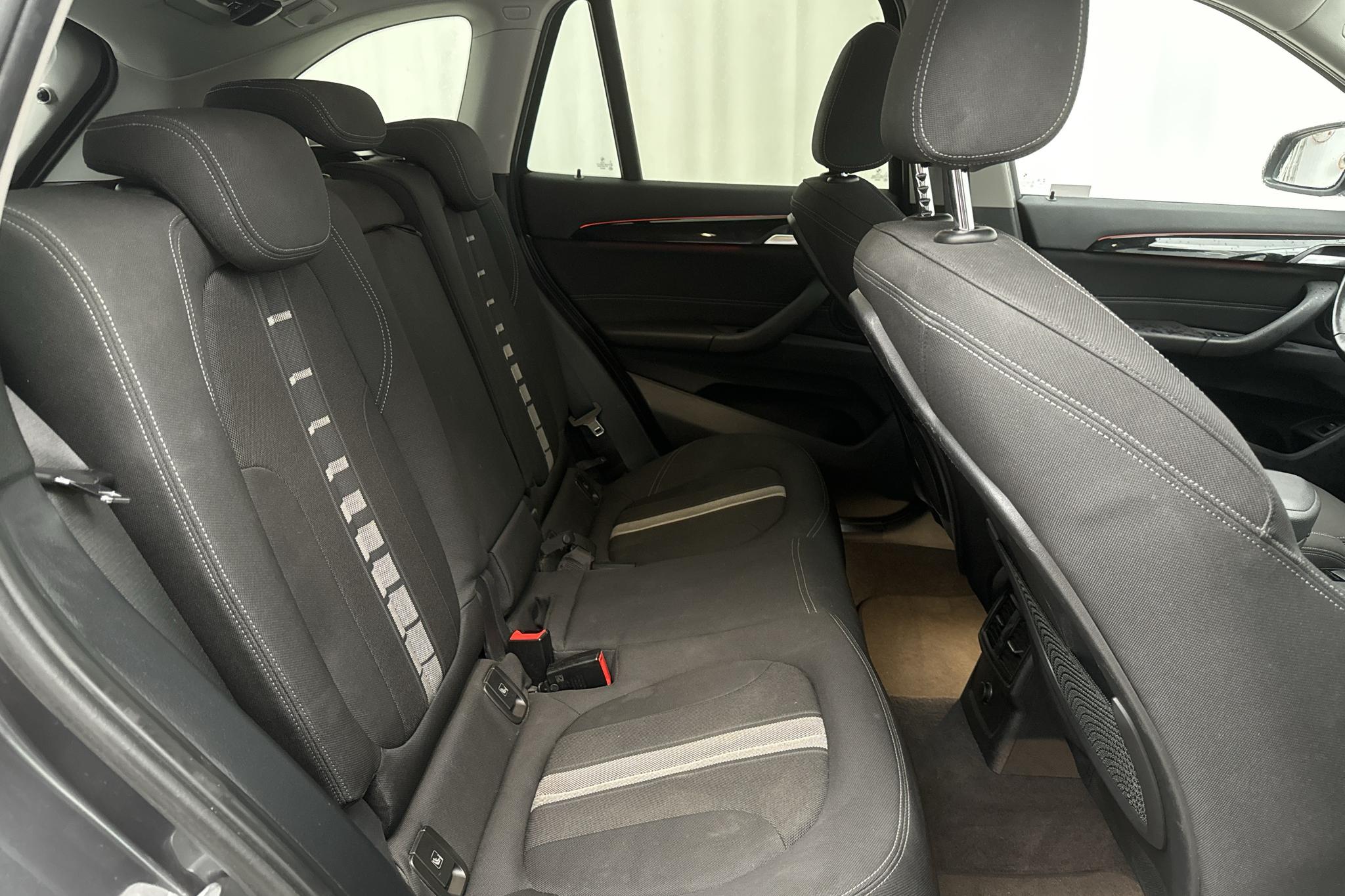 BMW X1 xDrive20i, F48 (192hk) - 10 780 mil - Automat - grå - 2018