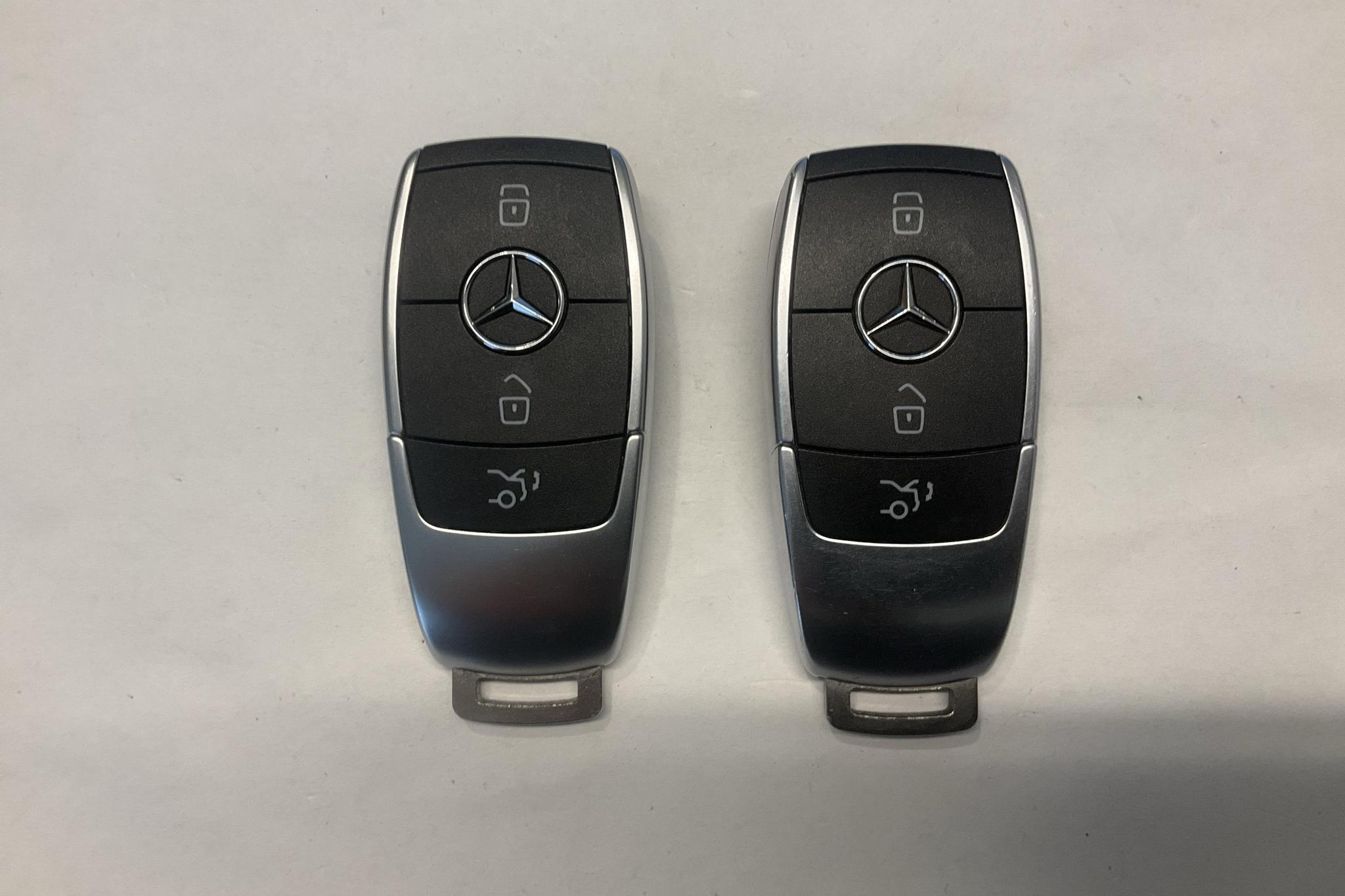 Mercedes C 300 de Kombi S205 (306hk) - 9 904 mil - Automat - svart - 2021