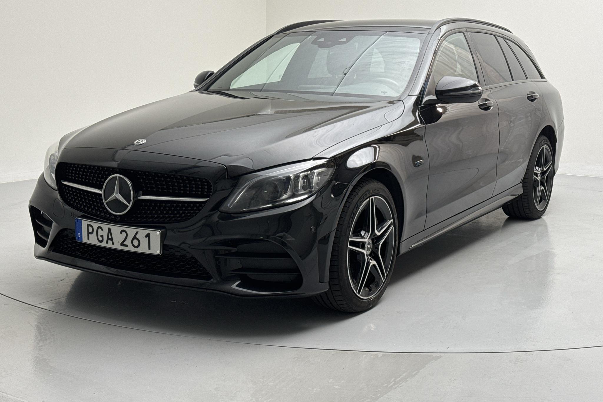 Mercedes C 300 de Kombi S205 (306hk) - 99 040 km - Automatyczna - czarny - 2021