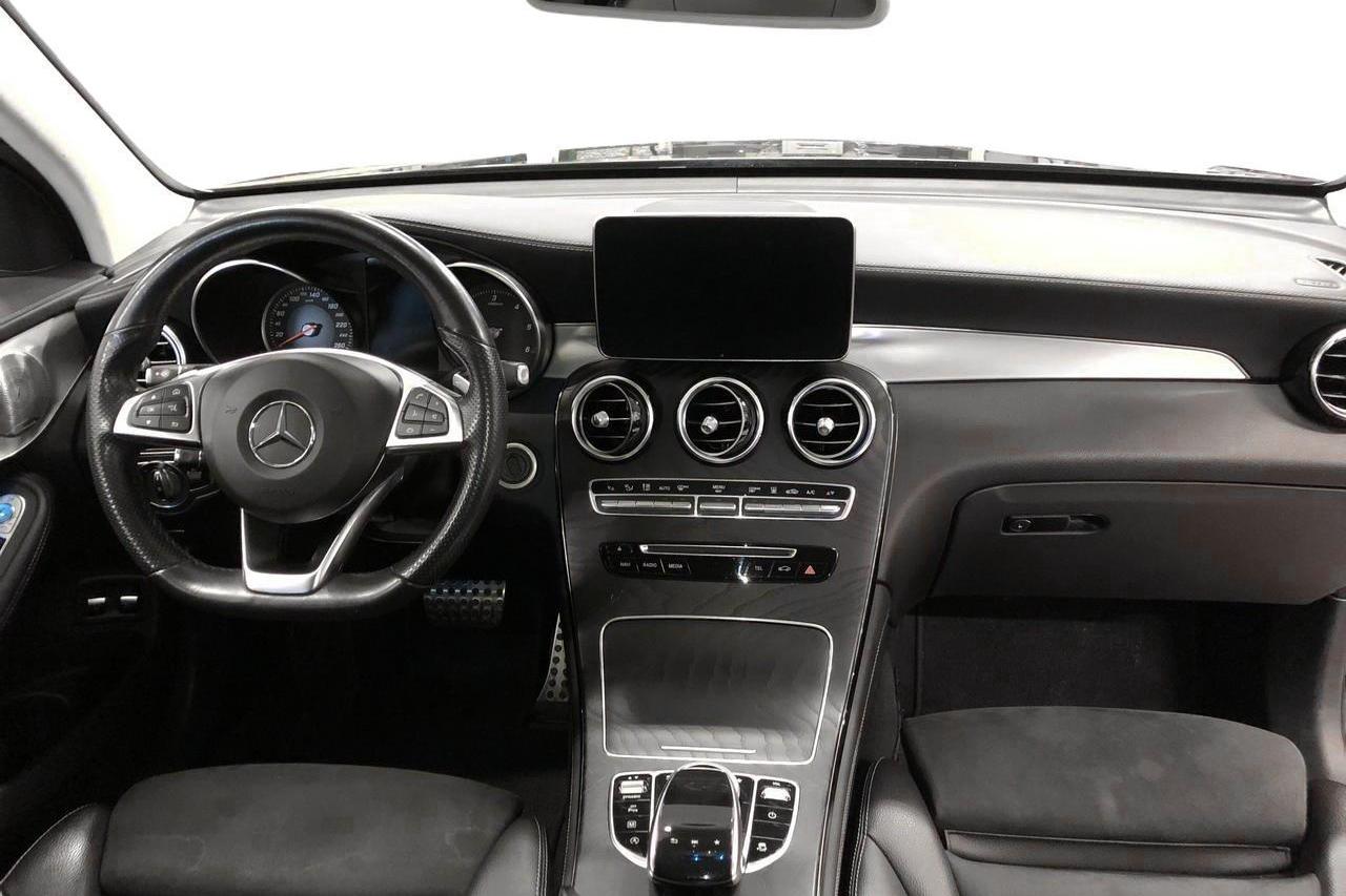 Mercedes GLC 220 d 4MATIC X253 (170hk) - 79 670 km - Automatic - black - 2019