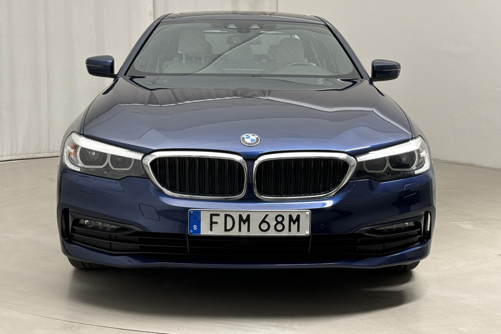 BMW 530e iPerformance Sedan, G30 12kWh (252hk) - 71 220 km - Automatic - blue - 2020