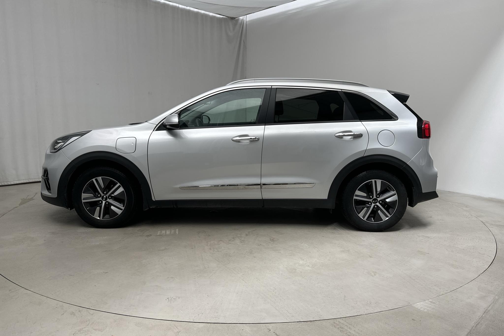 KIA Niro Plug-in Hybrid 1.6 (141hk) - 124 330 km - Automaattinen - harmaa - 2020