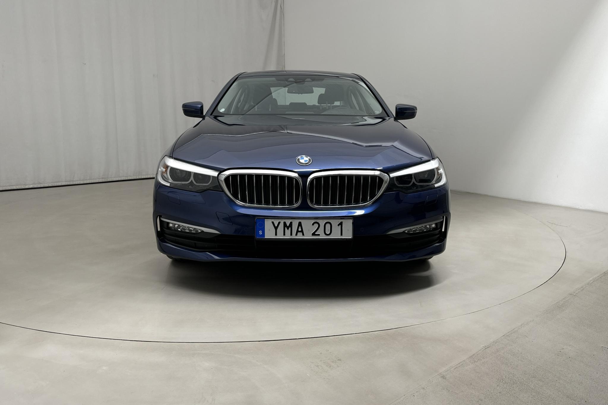 BMW 540i xDrive Sedan, G30 (340hk) - 5 007 mil - Automat - blå - 2017