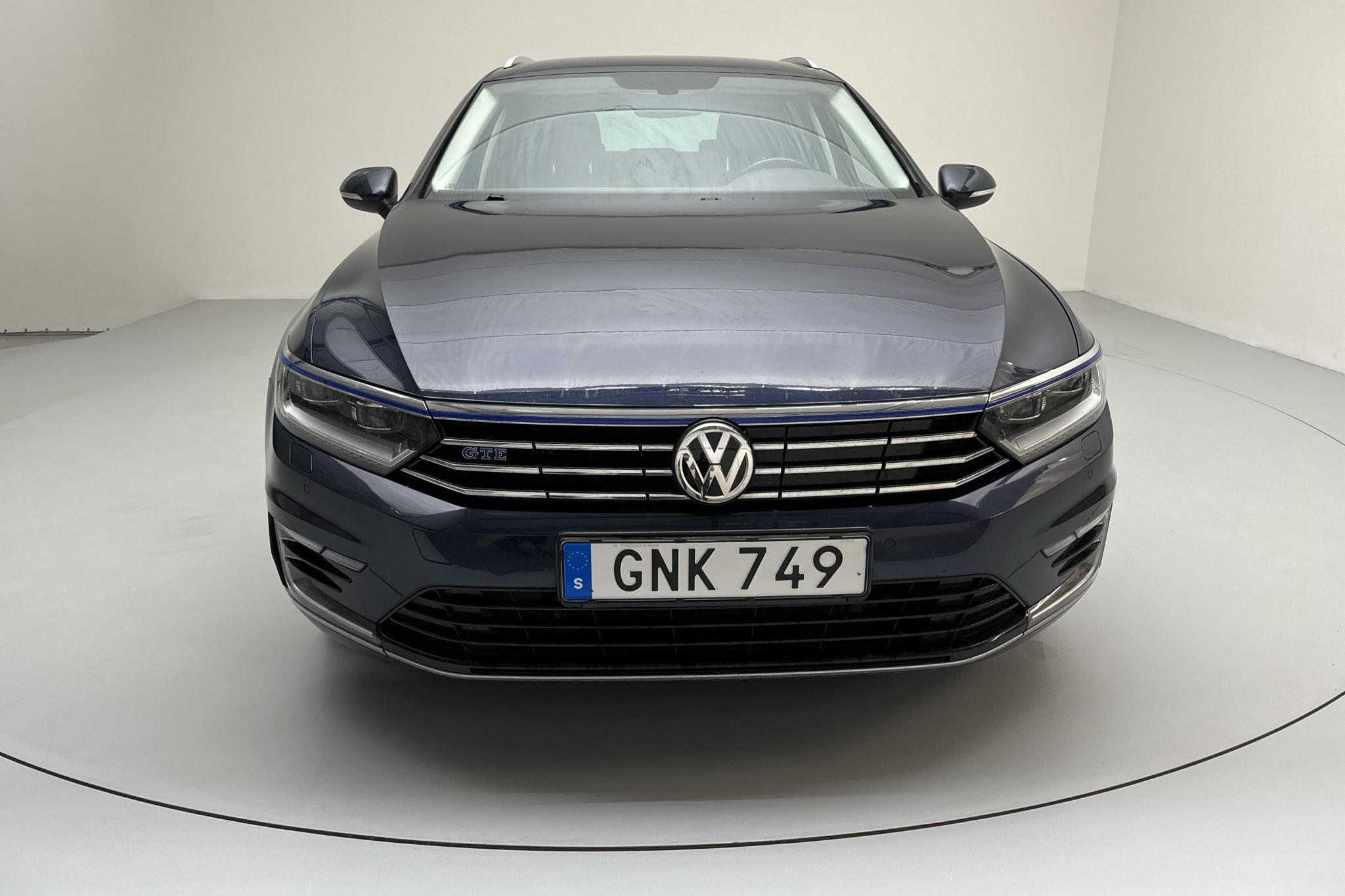 VW Passat 1.4 Plug-in-Hybrid Sportscombi (218hk) - 154 360 km - Automaatne - Dark Blue - 2017