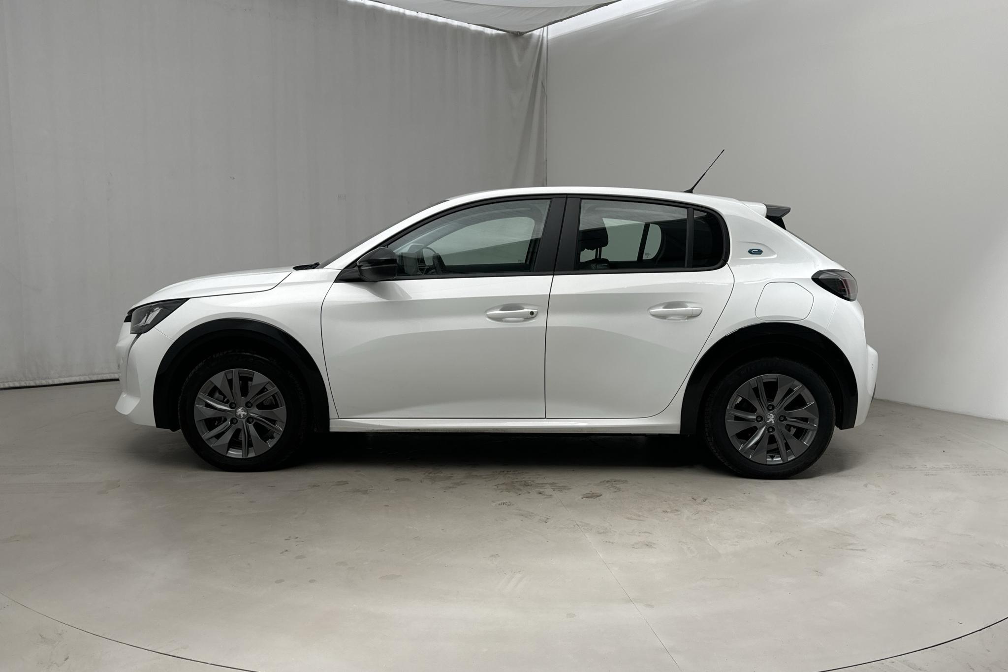 Peugeot e-208 50 kWh 5dr (136hk) - 22 500 km - Automatic - white - 2022